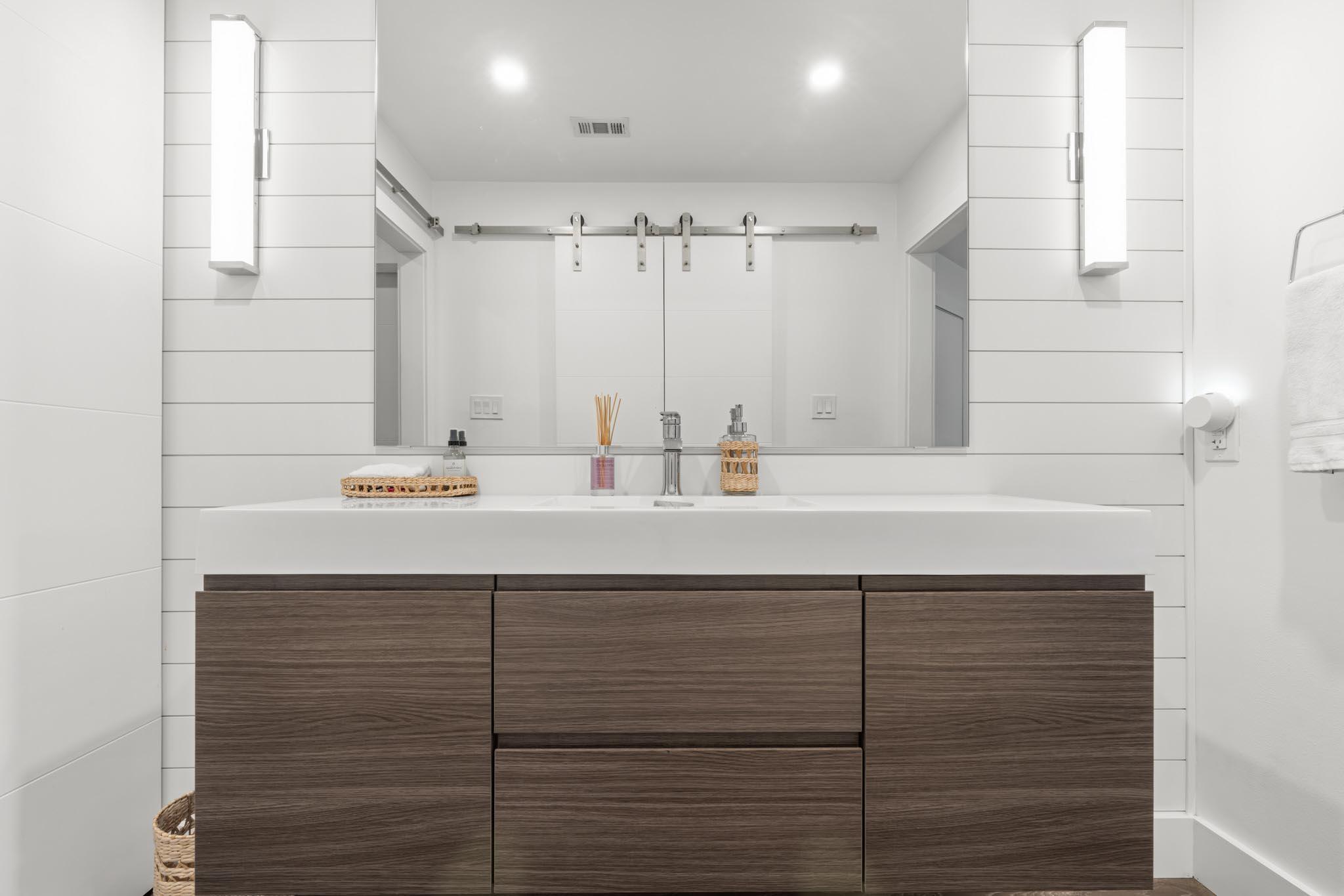 DURANGO WINDS T/H - Residential