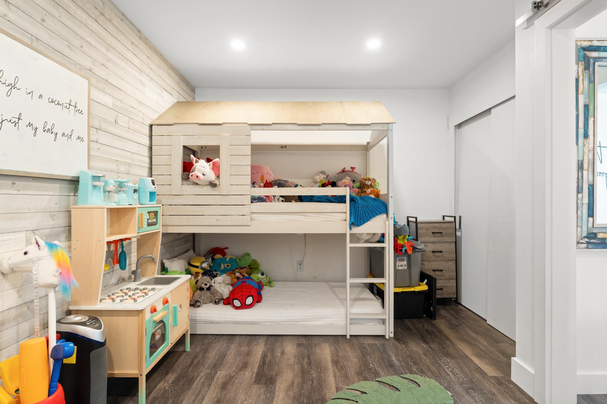 DURANGO WINDS T/H - Residential