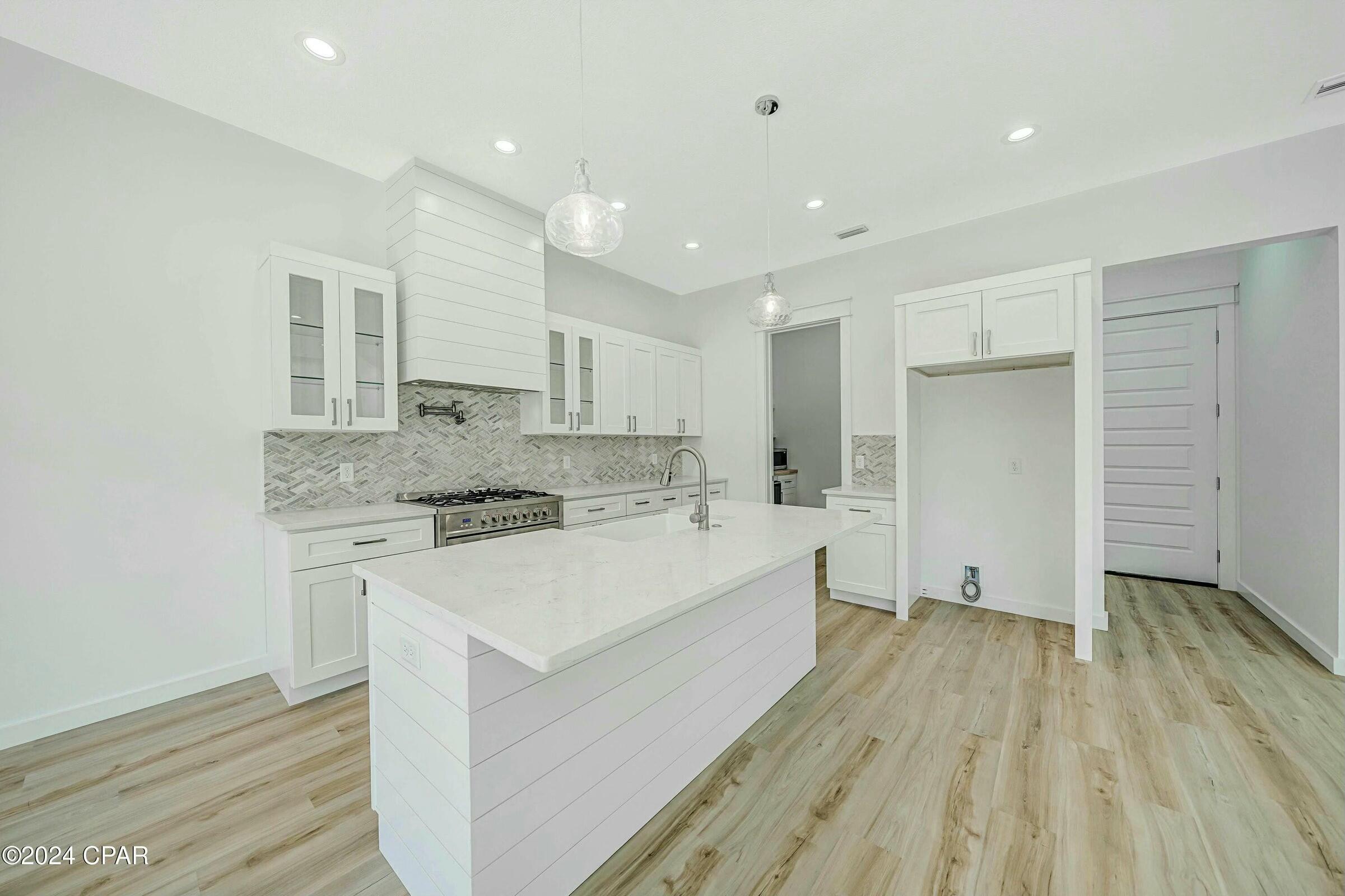 SANCTUARY BEACH - Residential