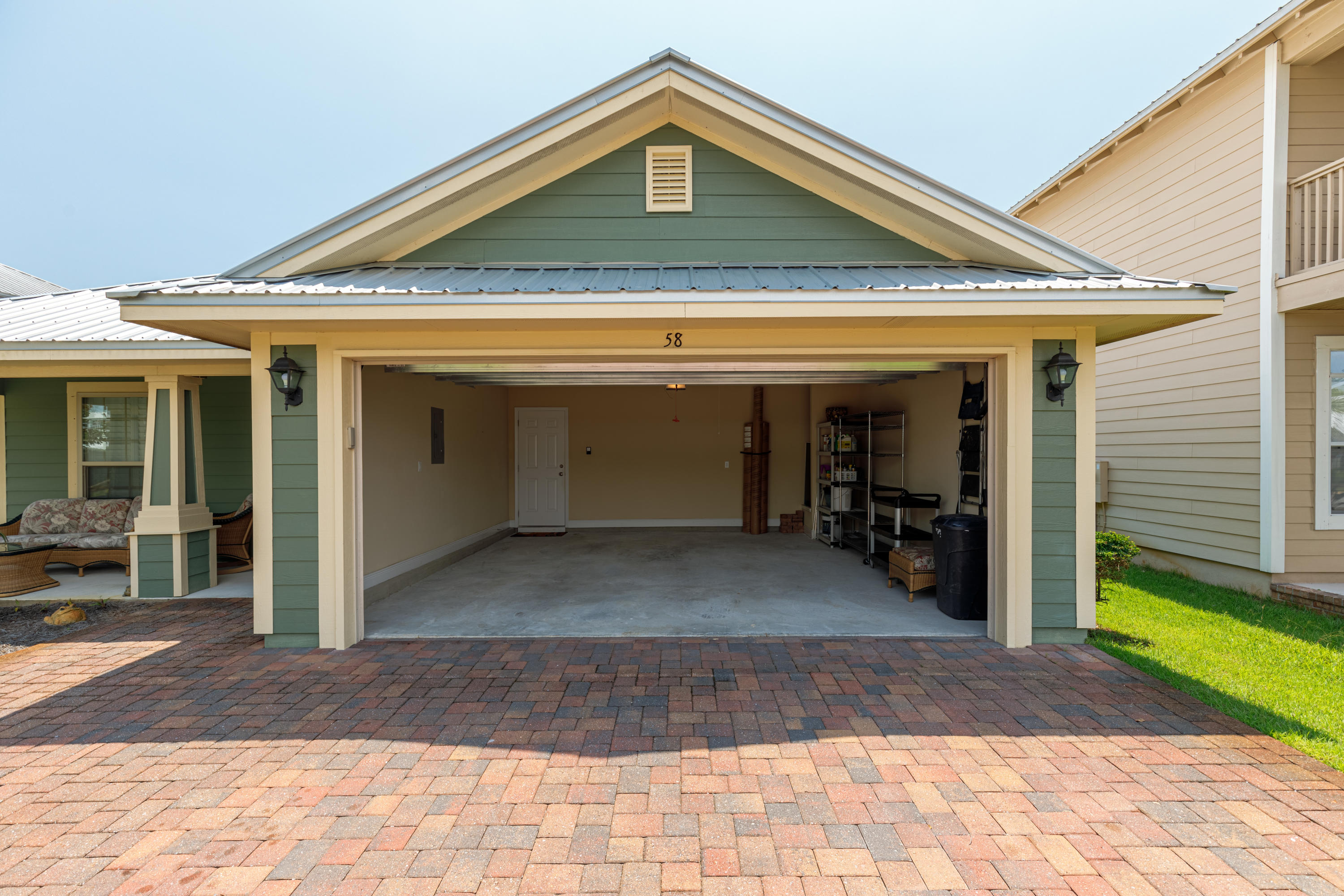 EAGLE BAY - Residential