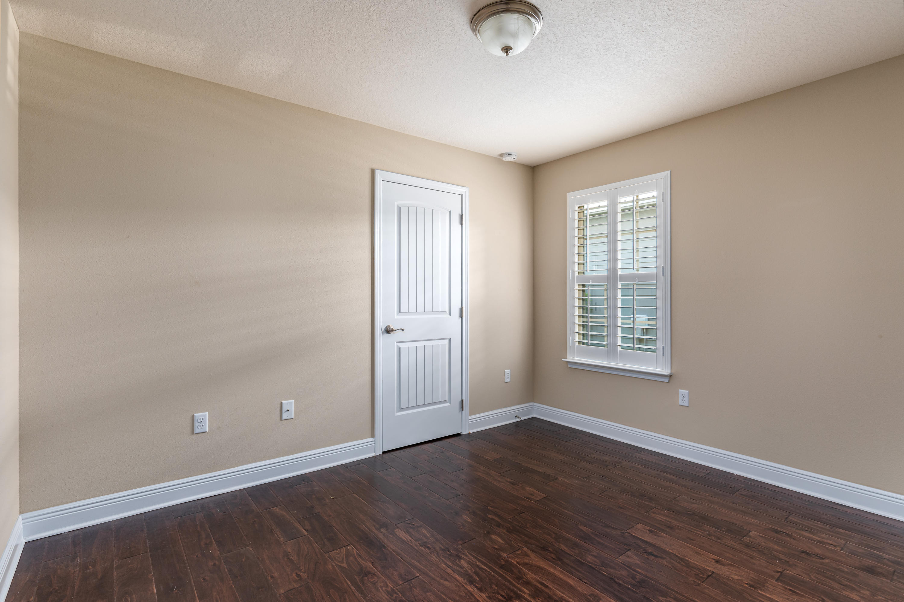 EAGLE BAY - Residential