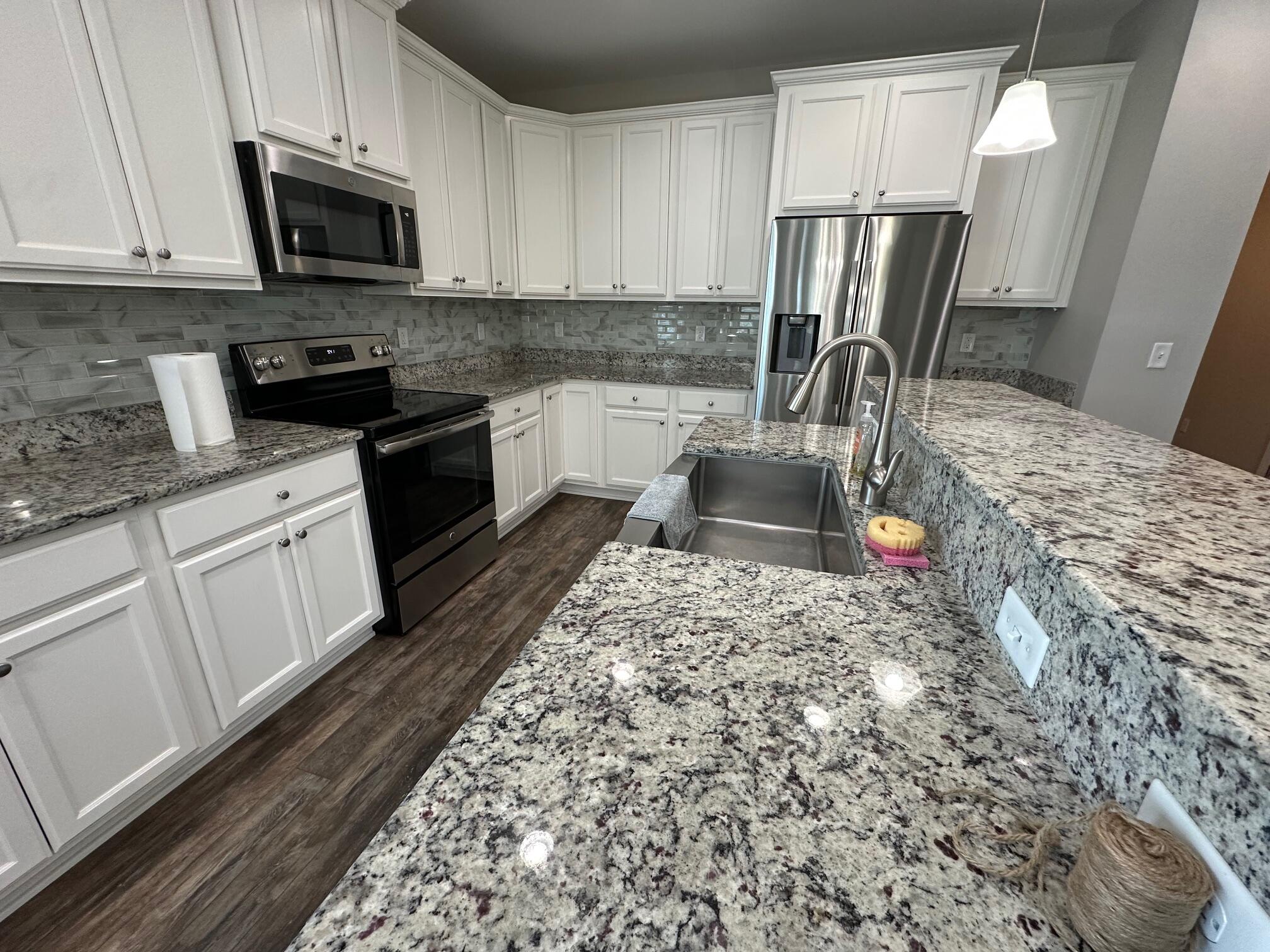 Cross Creek Estates - Residential