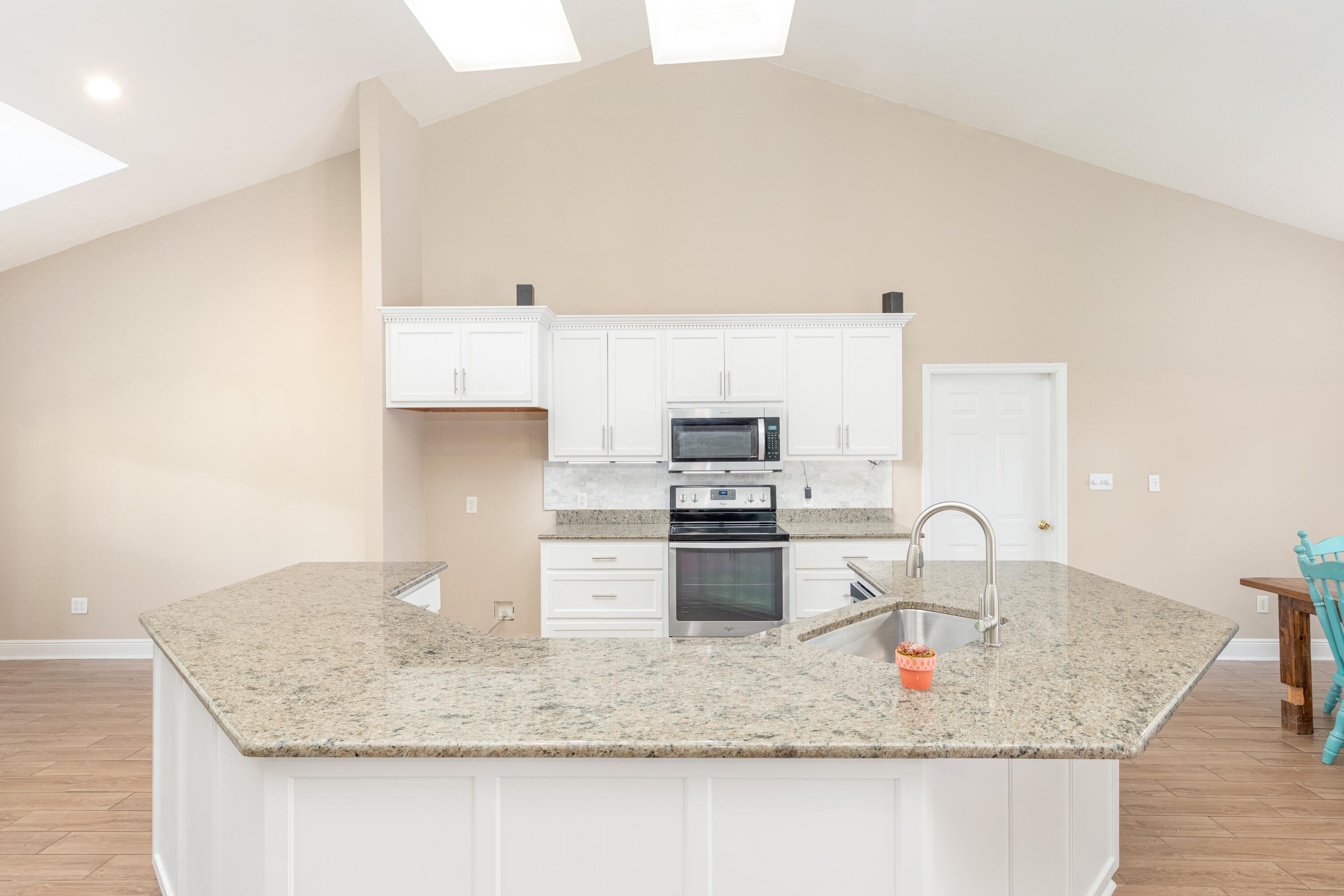 HOLLEY BY THE SEA - Residential