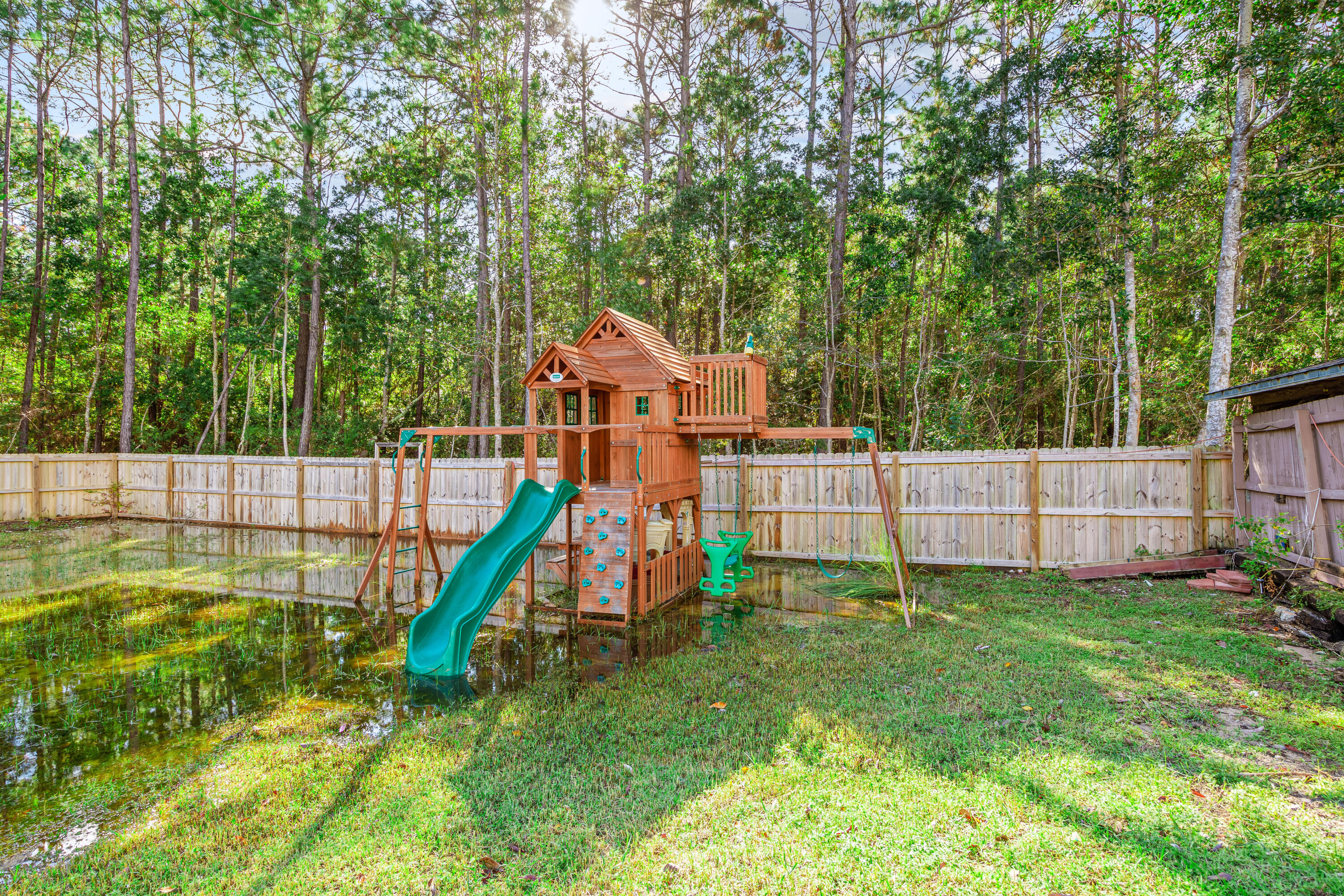 HOLLEY BY THE SEA - Residential