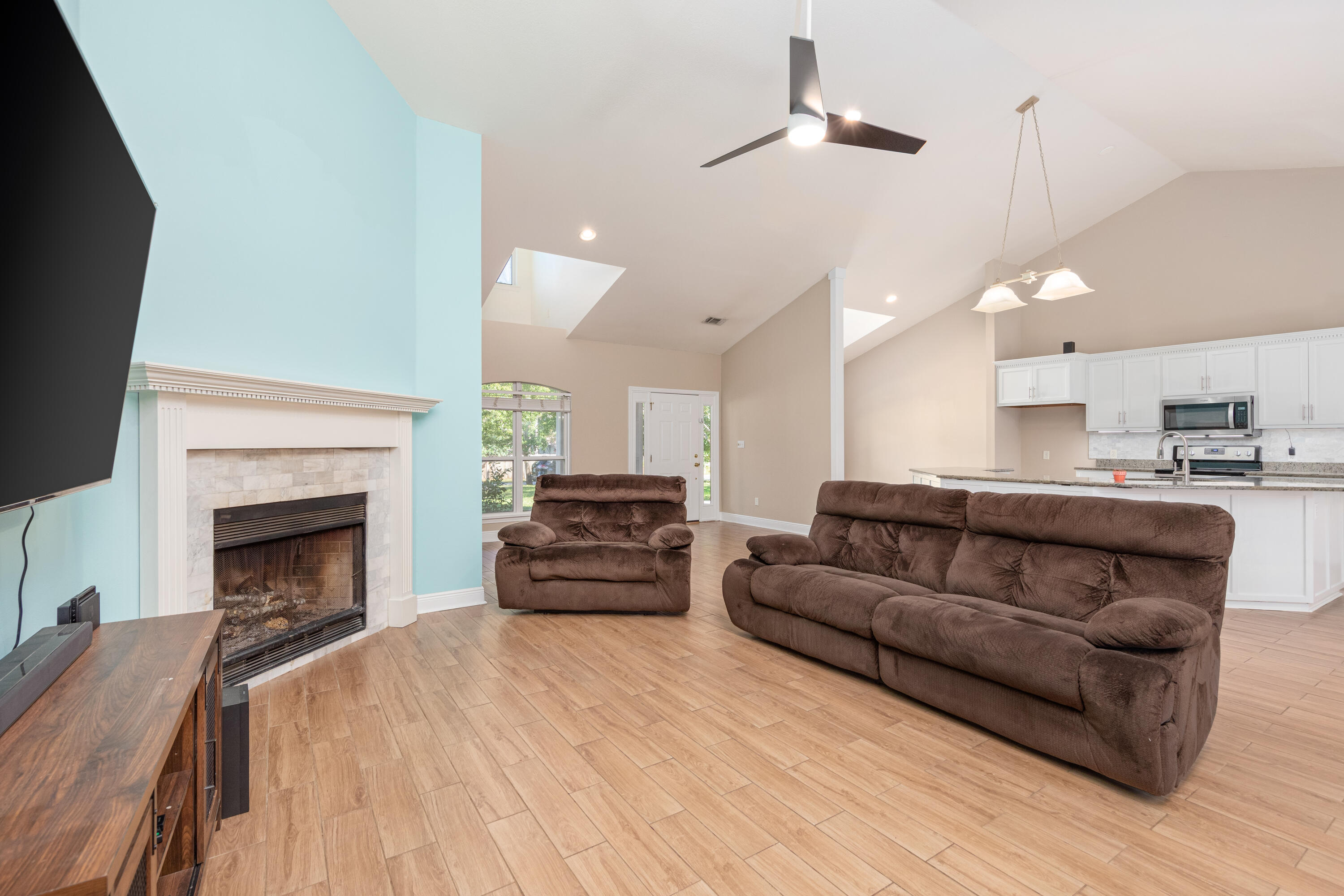 HOLLEY BY THE SEA - Residential