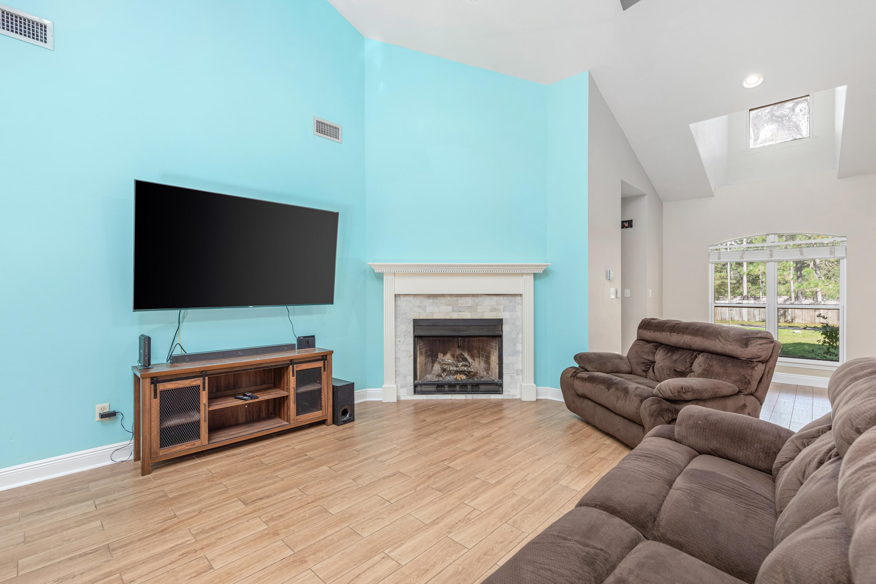 HOLLEY BY THE SEA - Residential