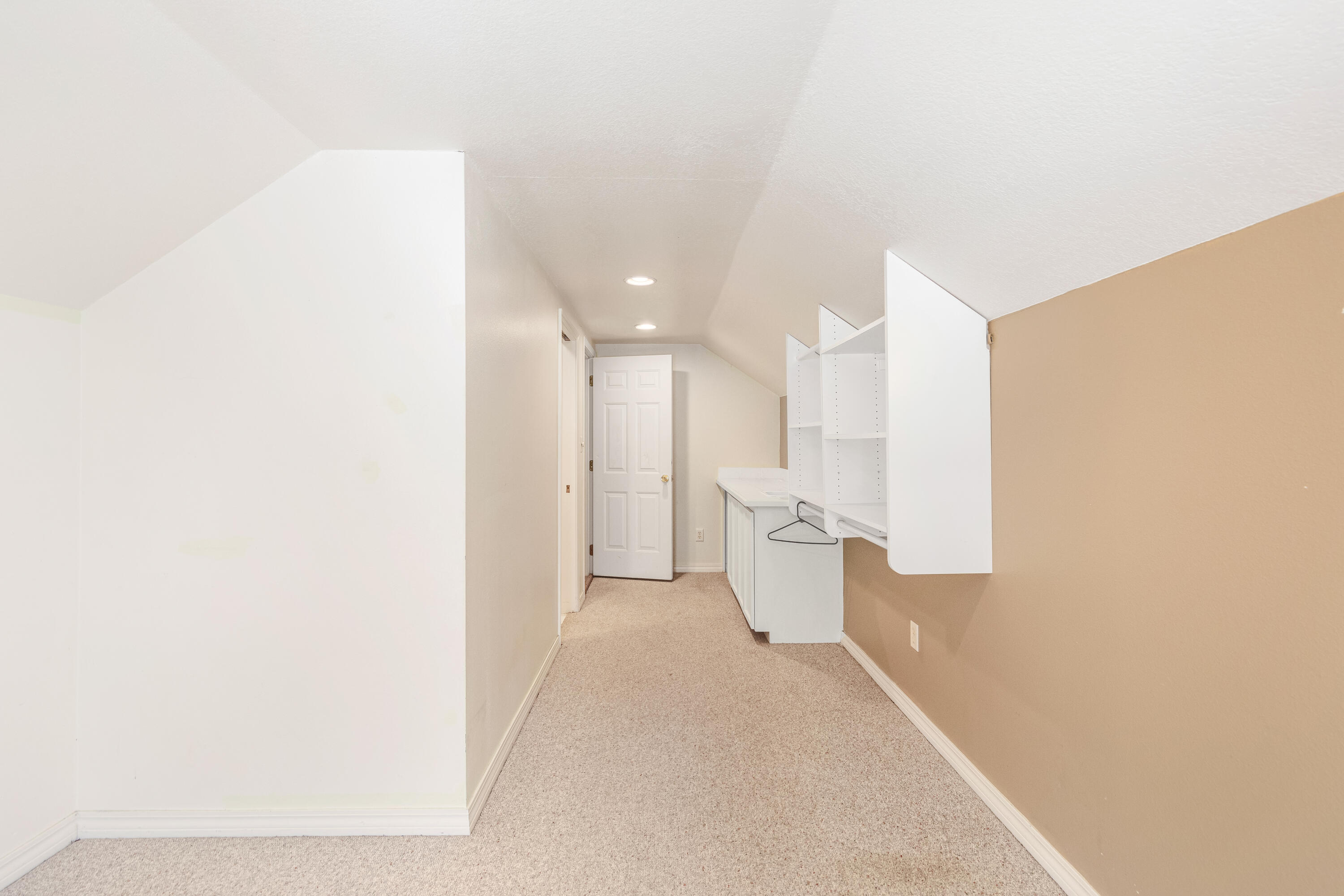 HOLLEY BY THE SEA - Residential