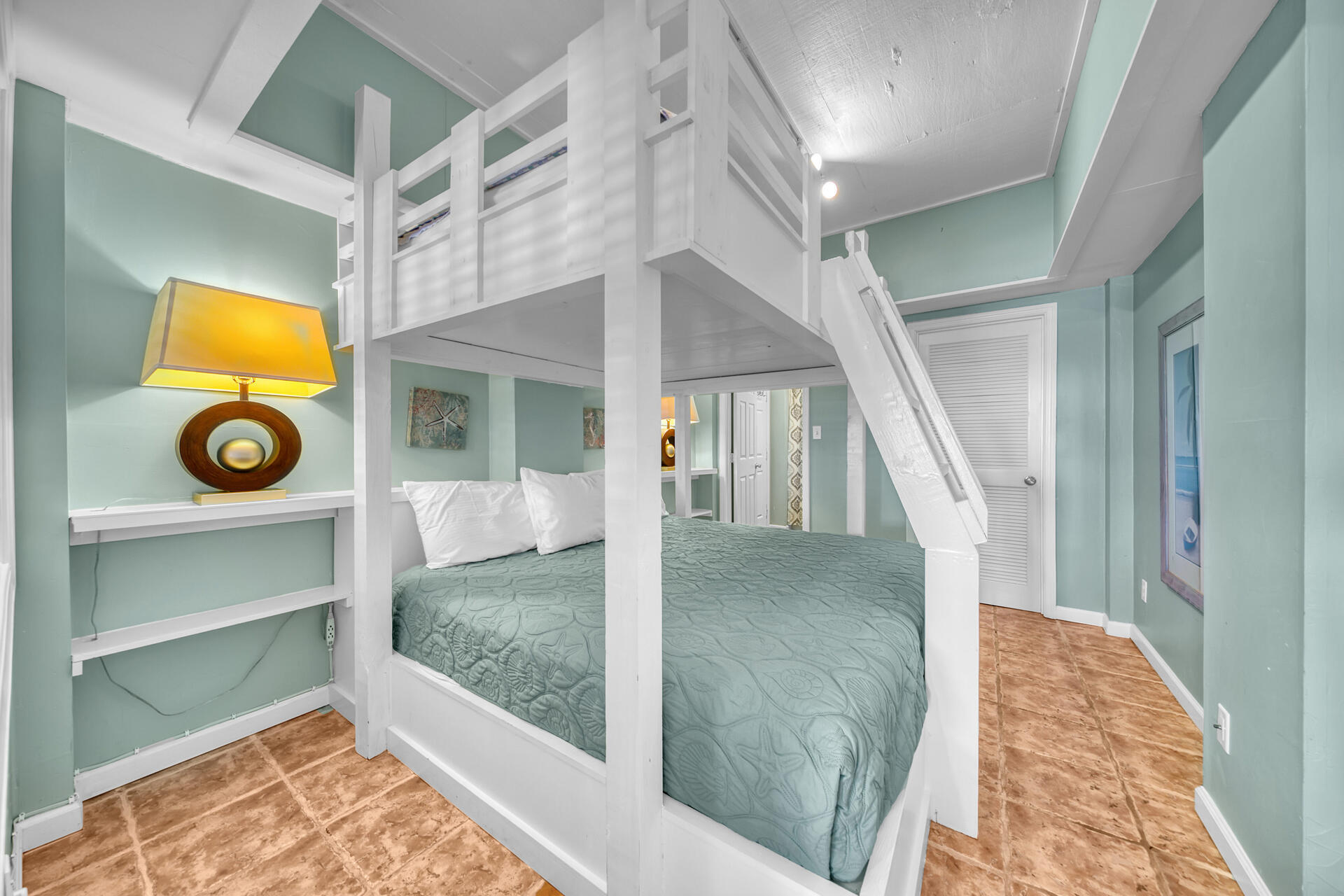 GREENREEF T/H PH 2 - Residential