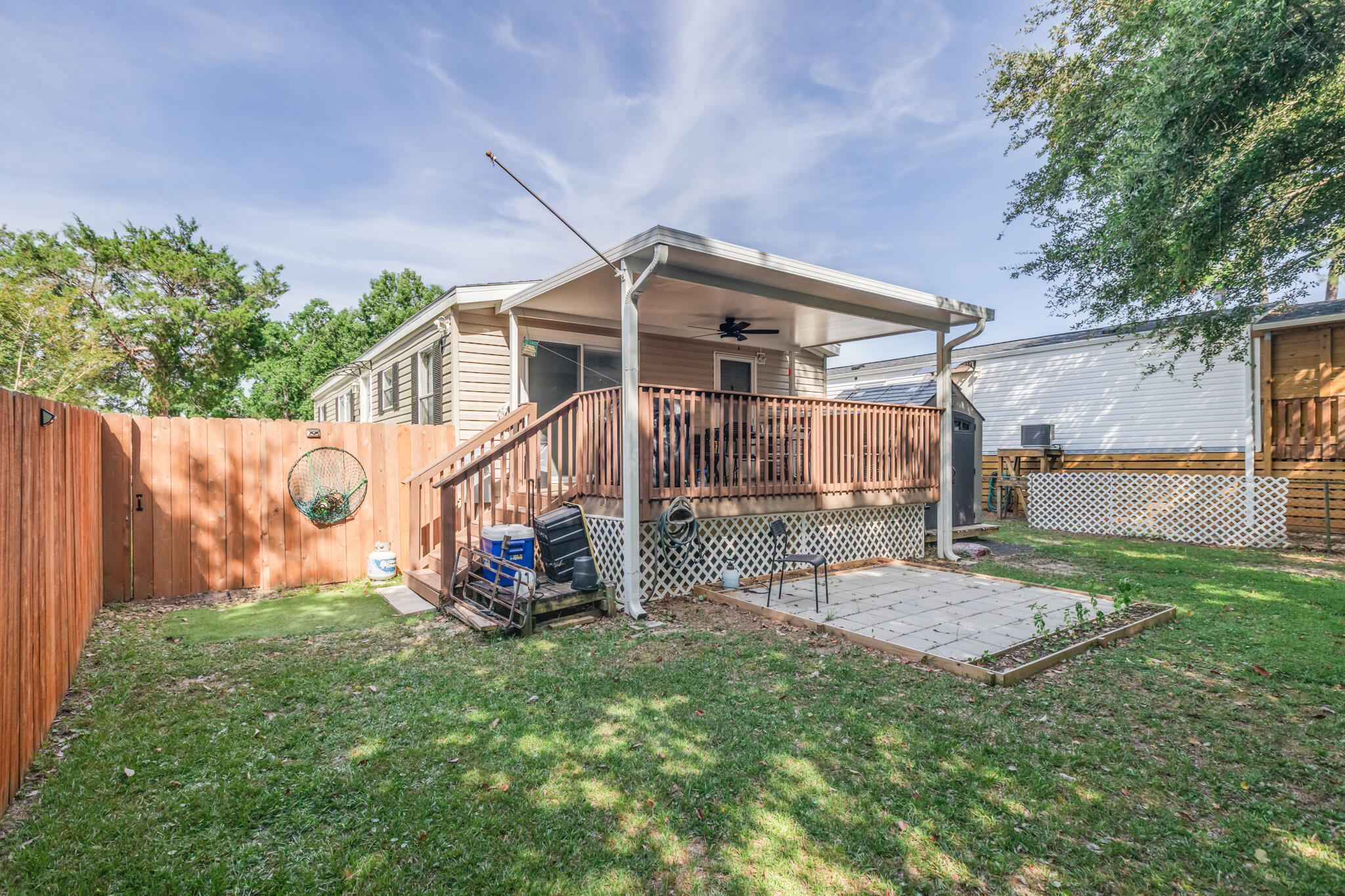 BAYOU GRANDE VILLA - Residential