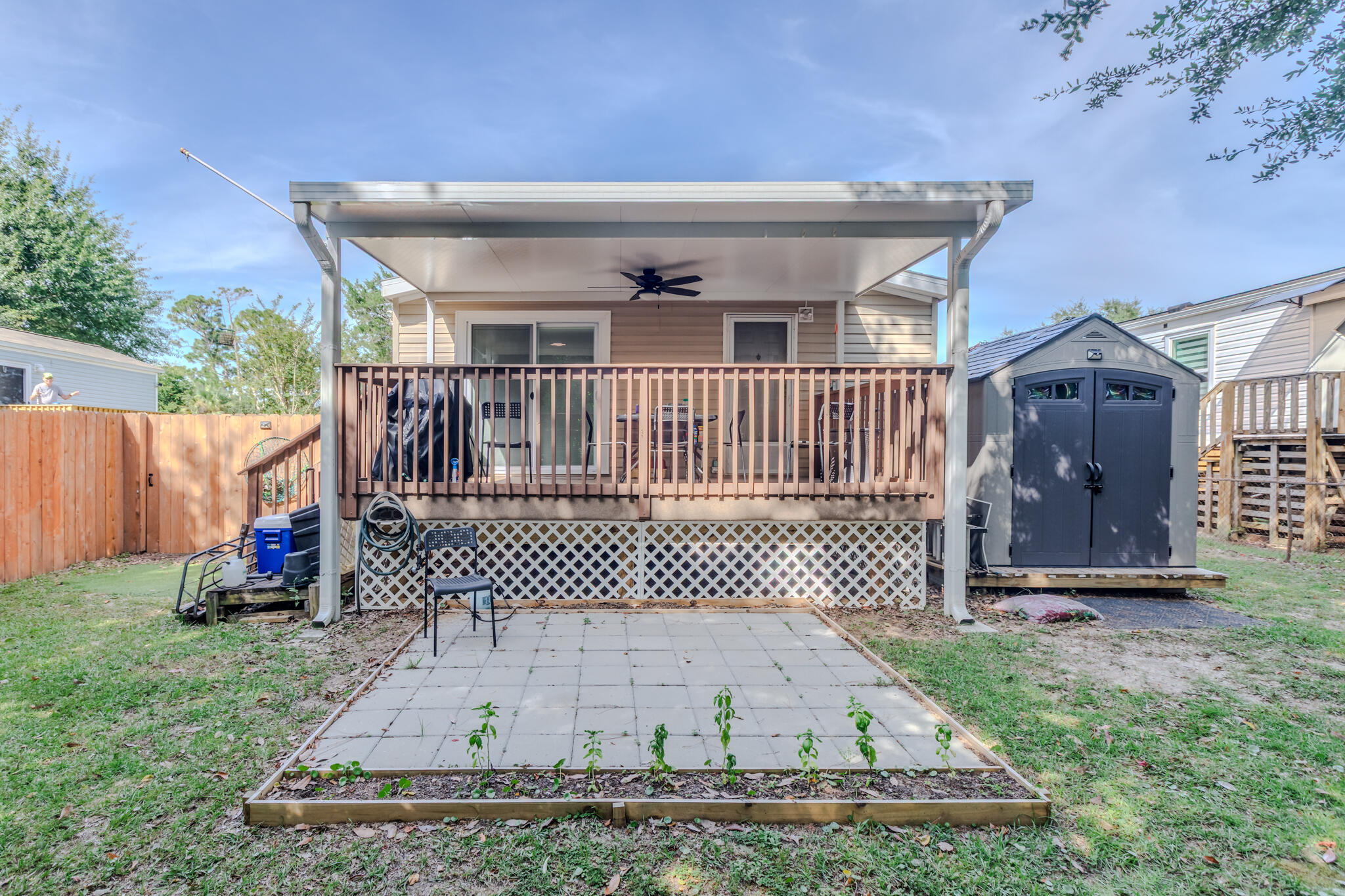 BAYOU GRANDE VILLA - Residential