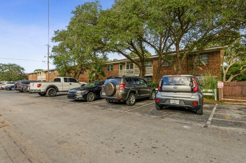 FAIR OAKS VILLAGE CONDO - Residential