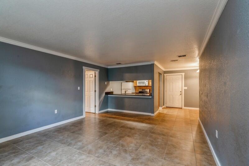 FAIR OAKS VILLAGE CONDO - Residential