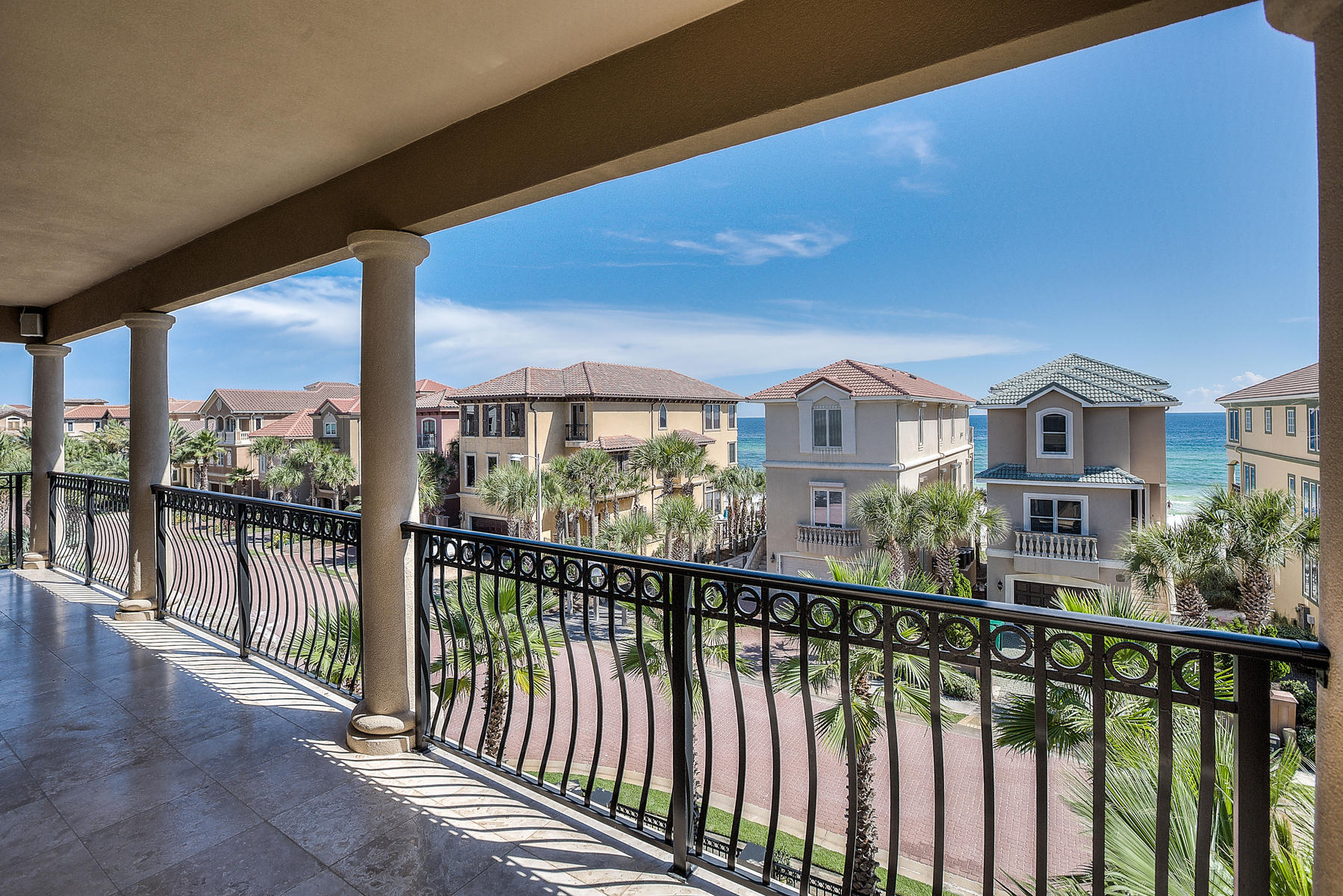 DESTINY BY THE SEA - Residential