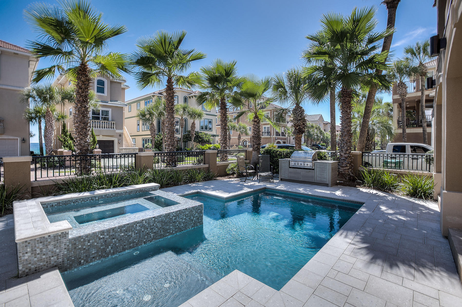 DESTINY BY THE SEA - Residential