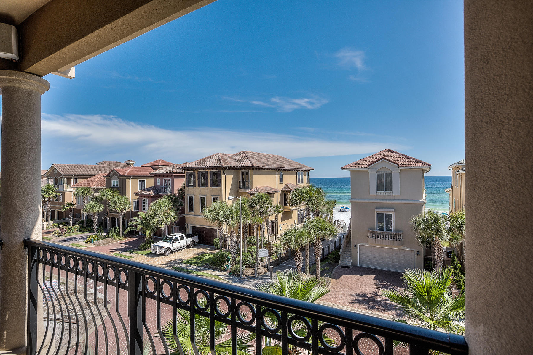 DESTINY BY THE SEA - Residential