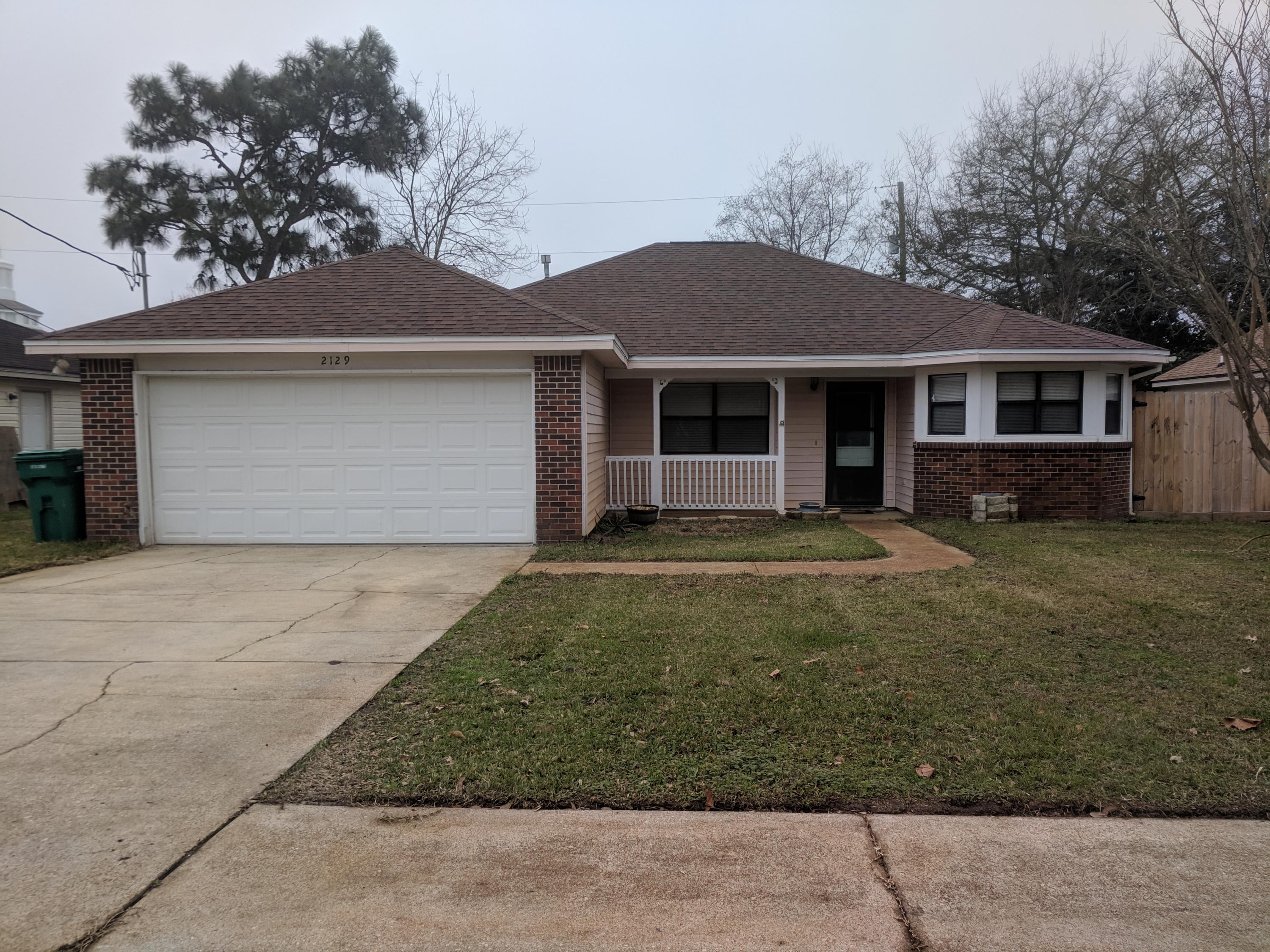 CARDINAL ESTATES - Residential