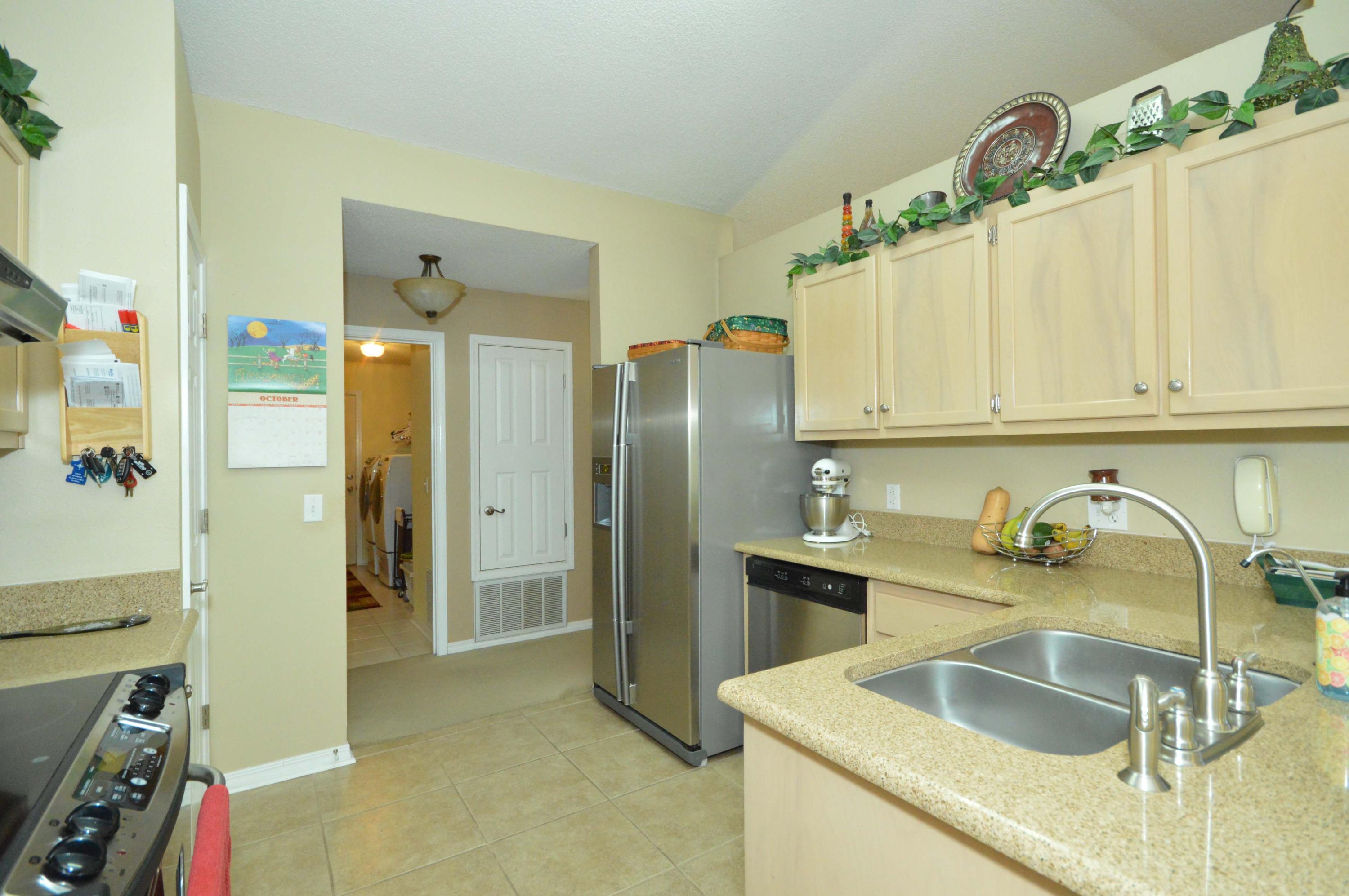 SPANISH TRACE ESTATES - Residential