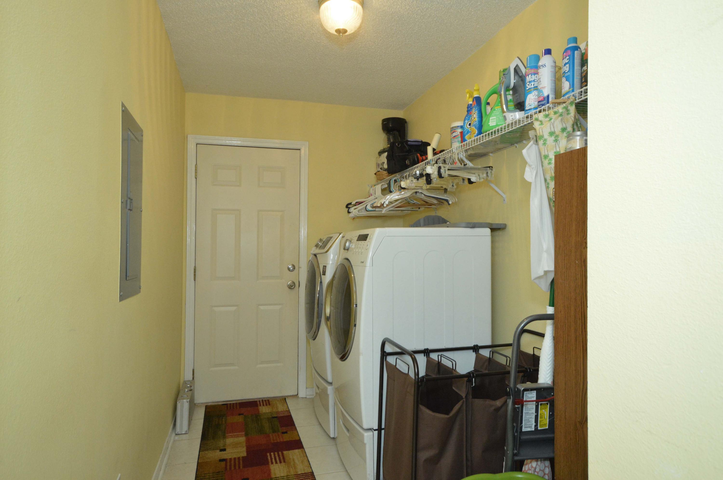 SPANISH TRACE ESTATES - Residential