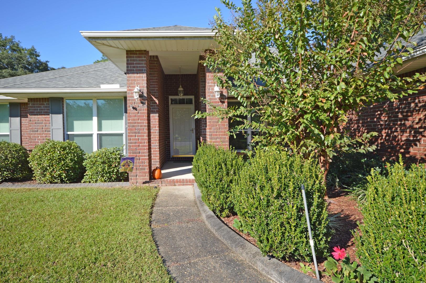 SPANISH TRACE ESTATES - Residential