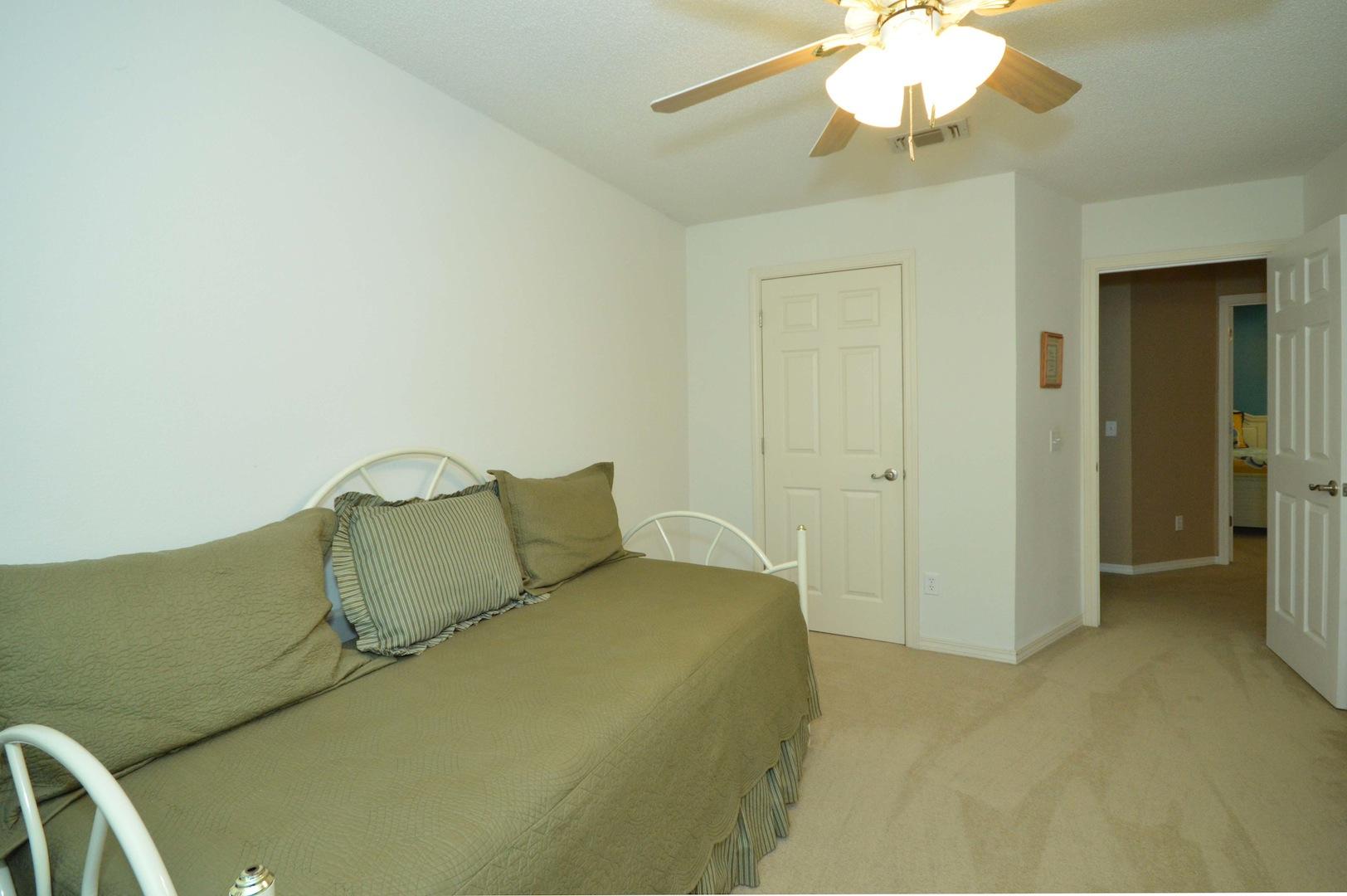 SPANISH TRACE ESTATES - Residential