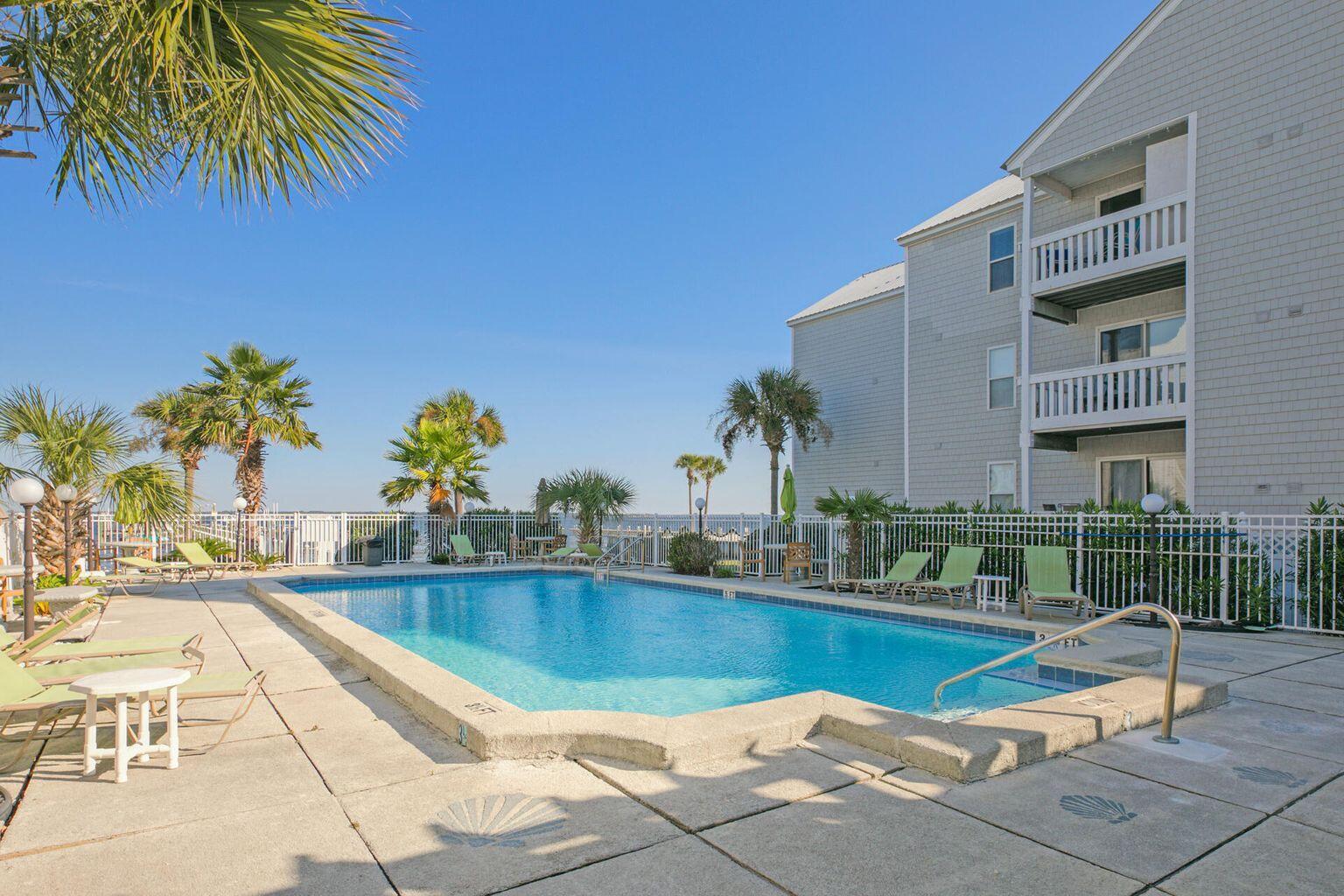 HERMITAGE CONDOMINIUM - Residential