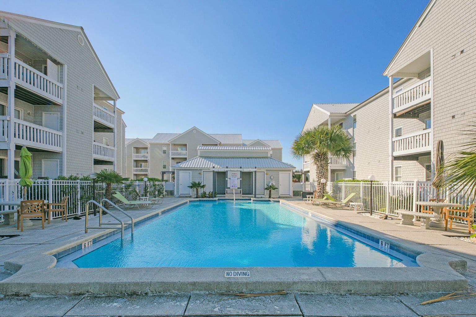 HERMITAGE CONDOMINIUM - Residential