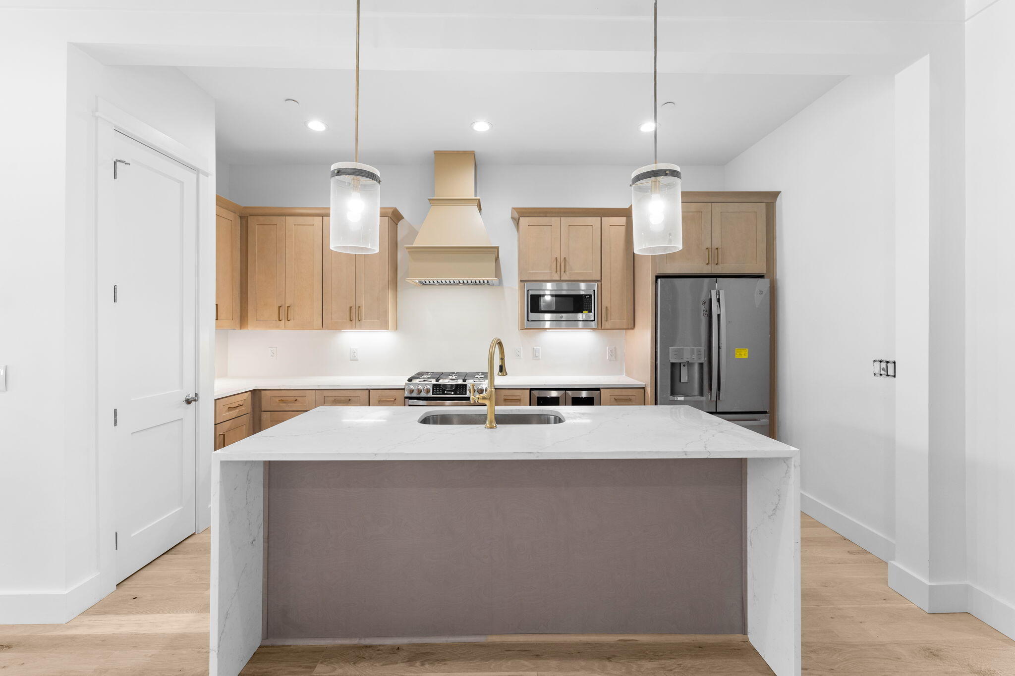WILD HERON - Residential