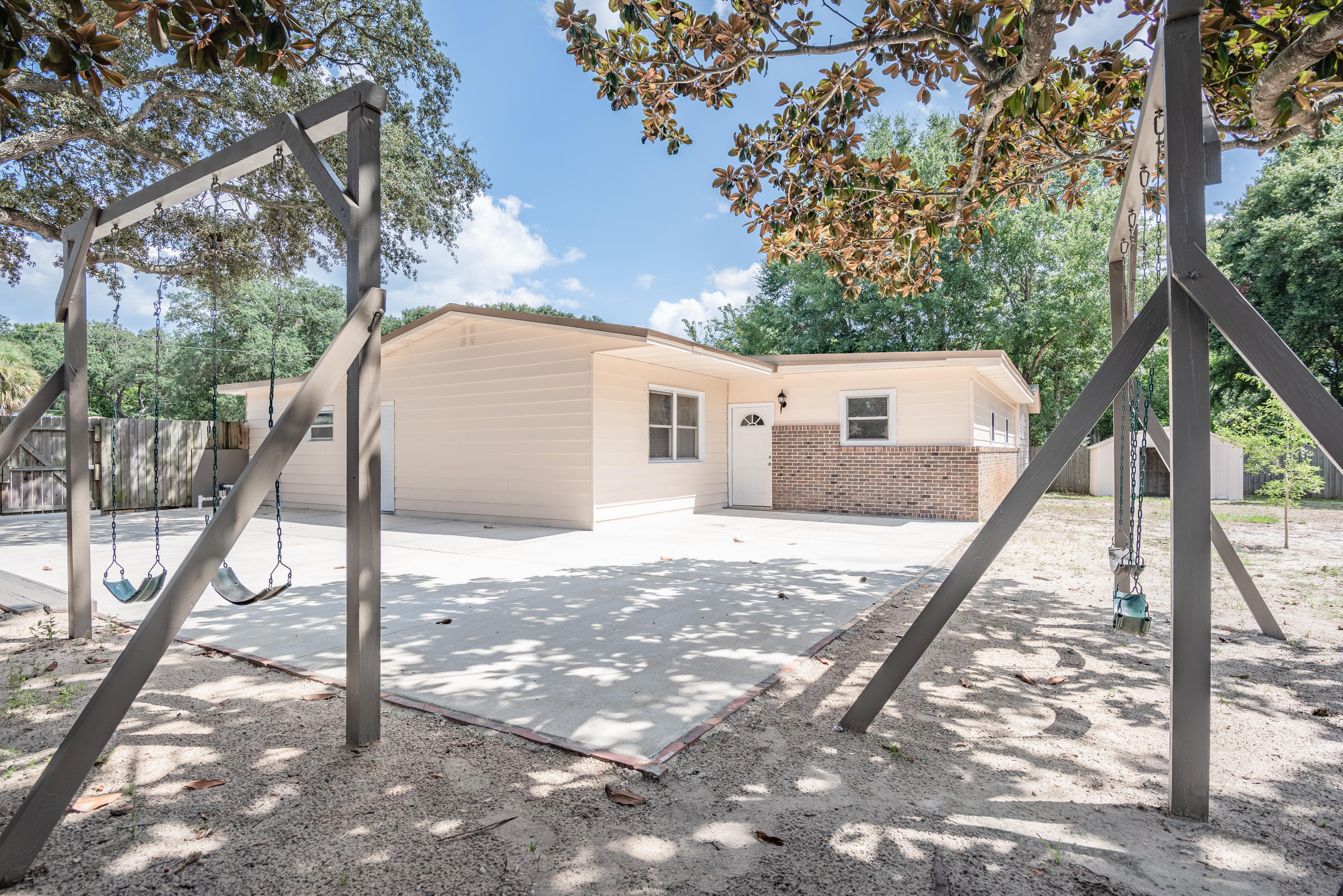 ROSEWOOD - Residential