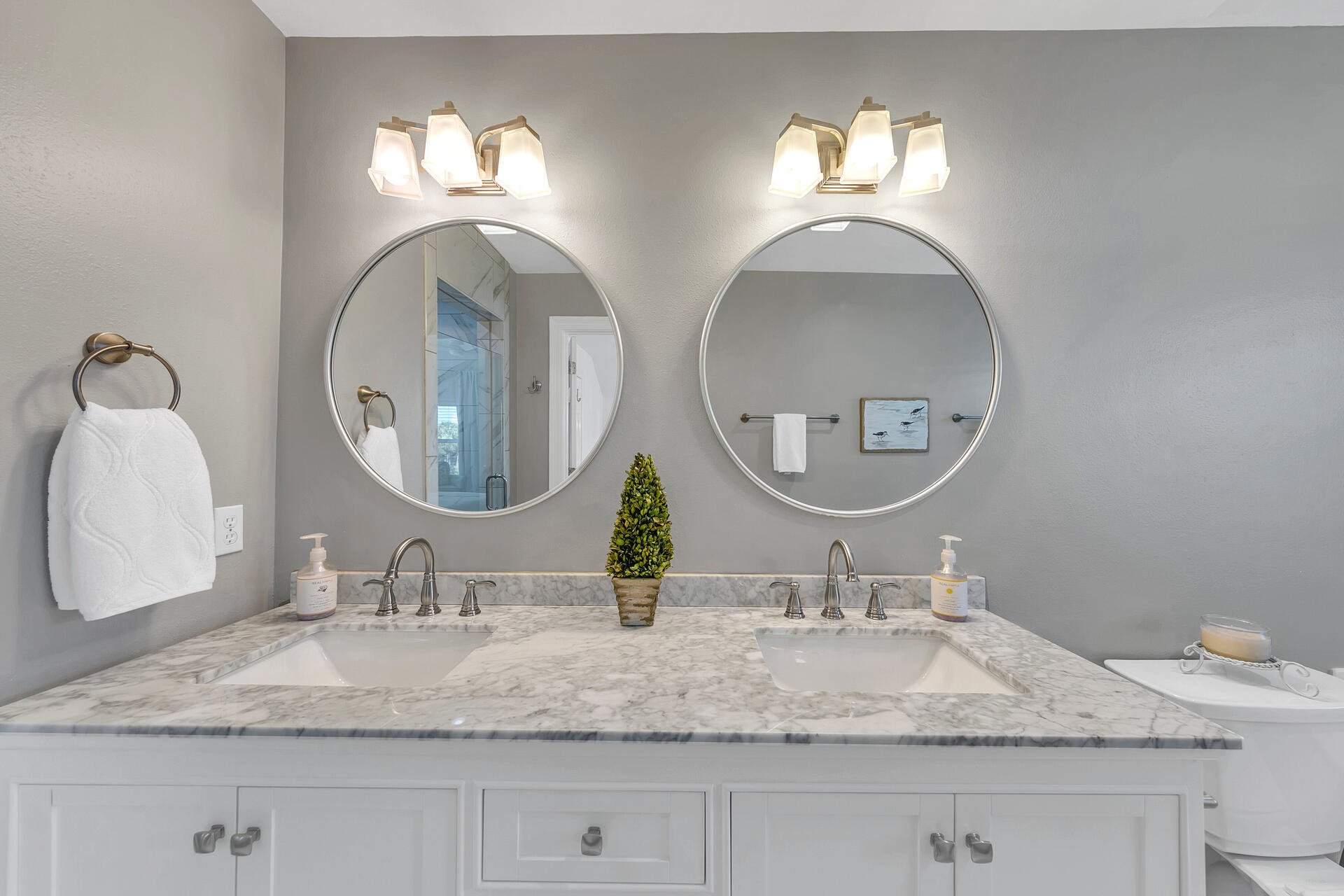 TURNBERRY VILLAS CONDO - Residential