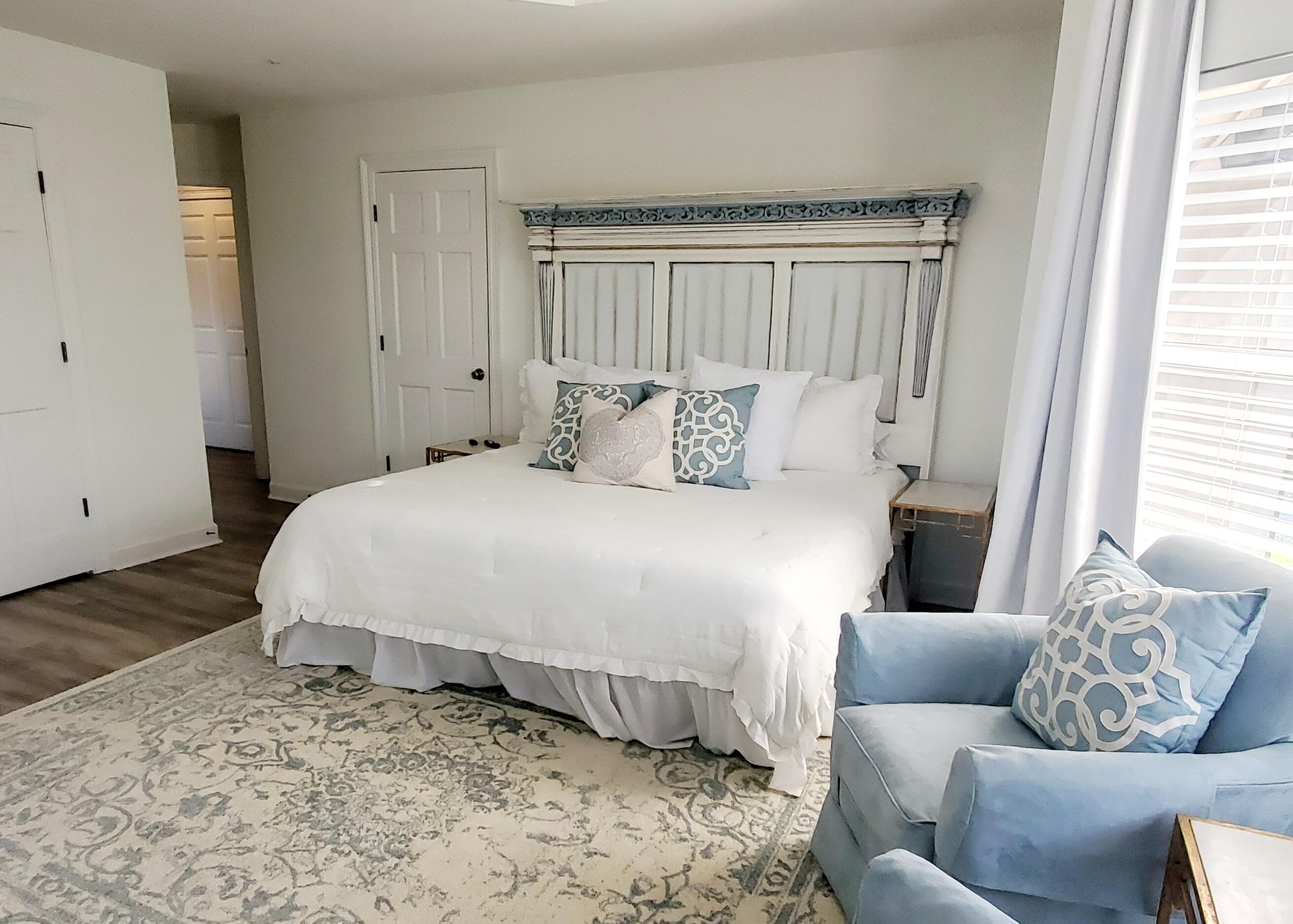 TURNBERRY VILLAS CONDO - Residential