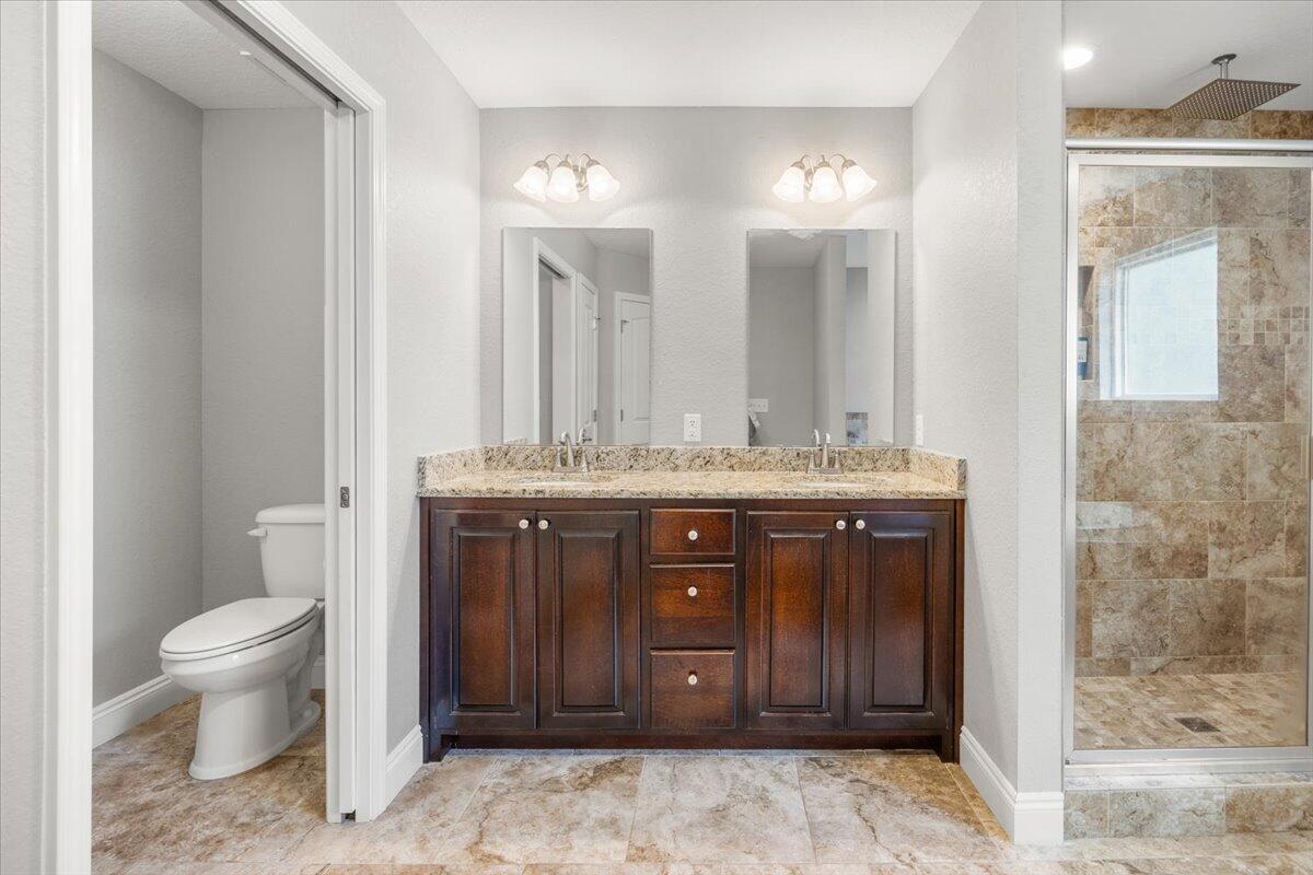 CRESCENT SHORES - Residential