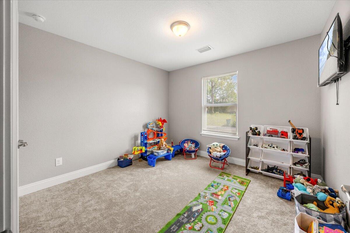 CRESCENT SHORES - Residential