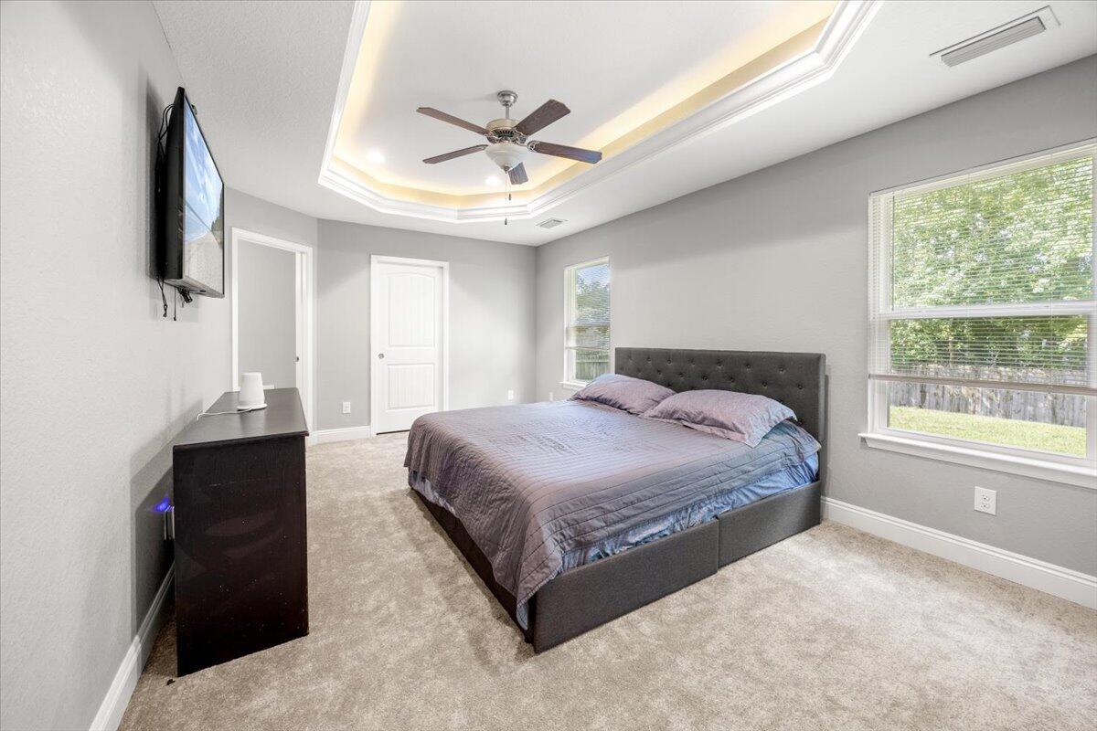 CRESCENT SHORES - Residential