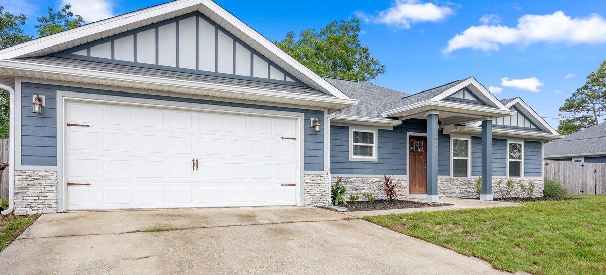CRESCENT SHORES - Residential
