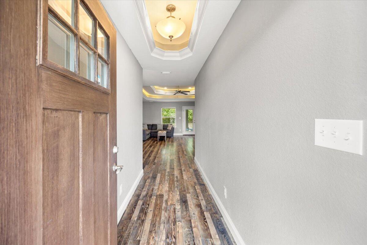 CRESCENT SHORES - Residential
