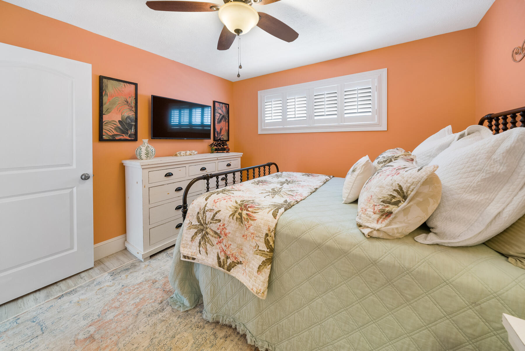 CRESCENT BEACH UNIT 1 - Residential