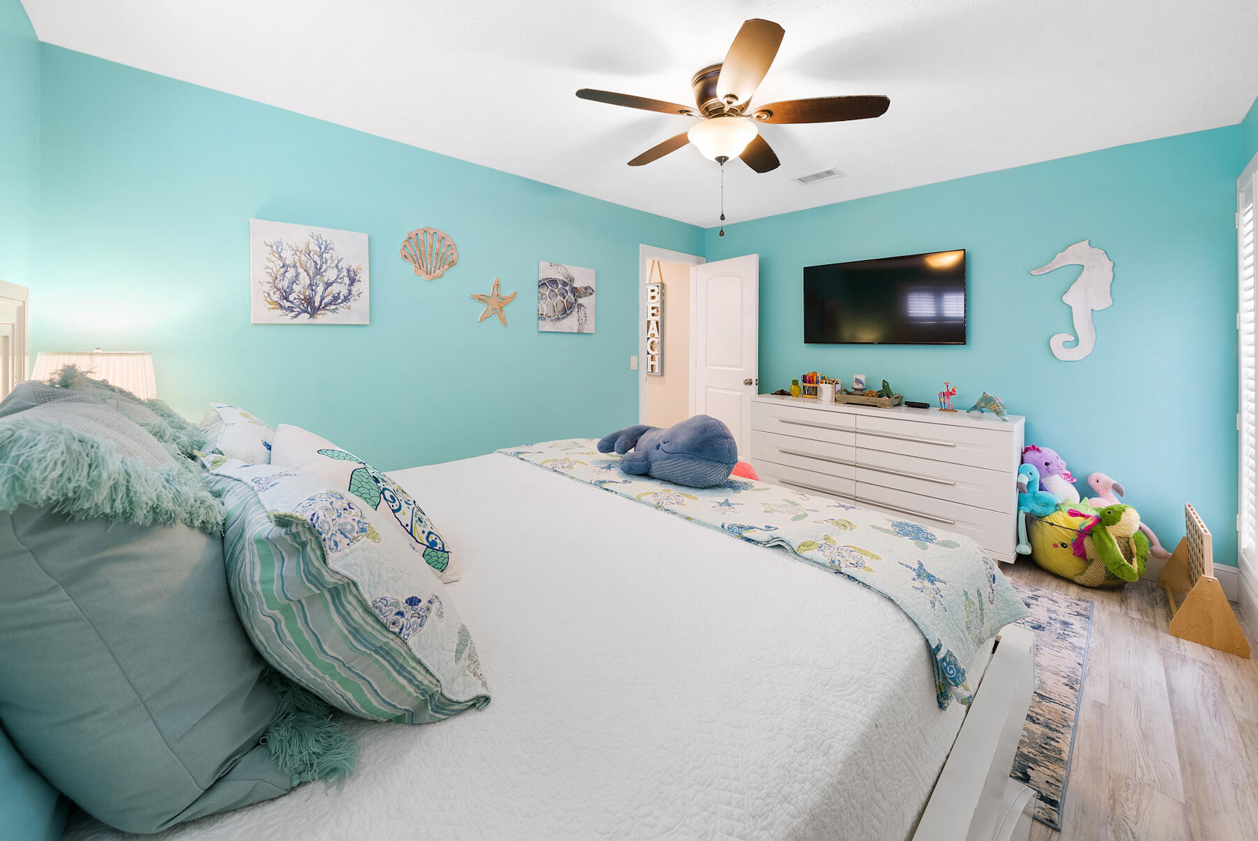 CRESCENT BEACH UNIT 1 - Residential