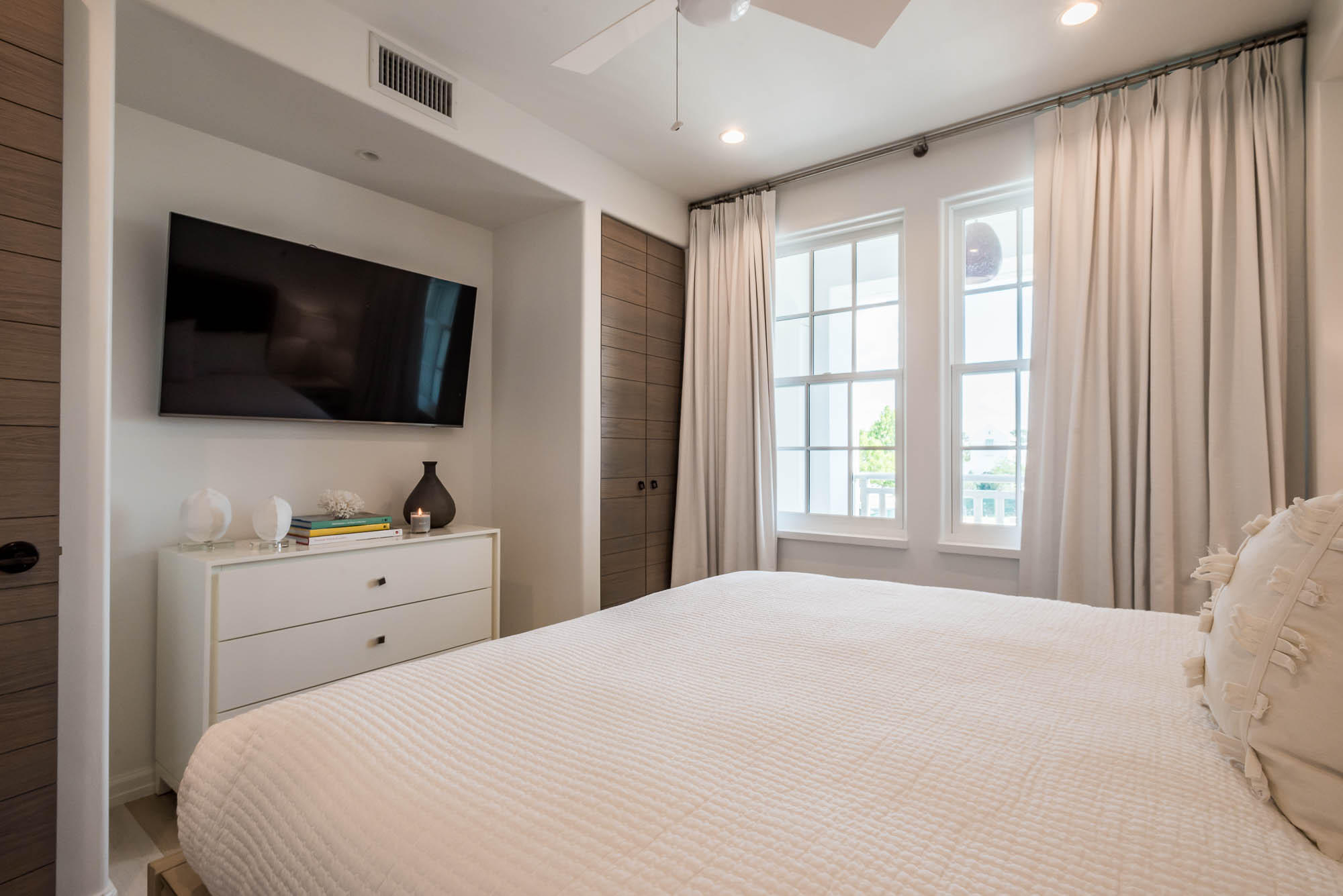 ALYS BEACH - Residential