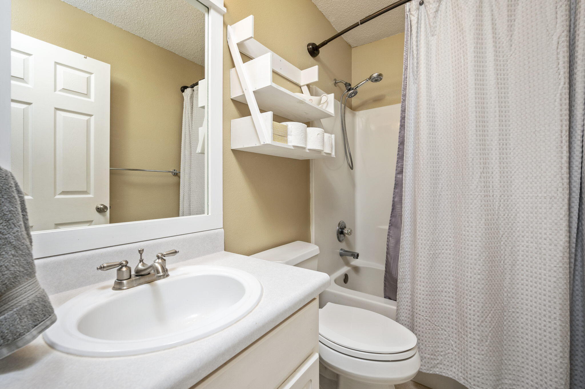 WATERFORD ESTATES S/D - Residential