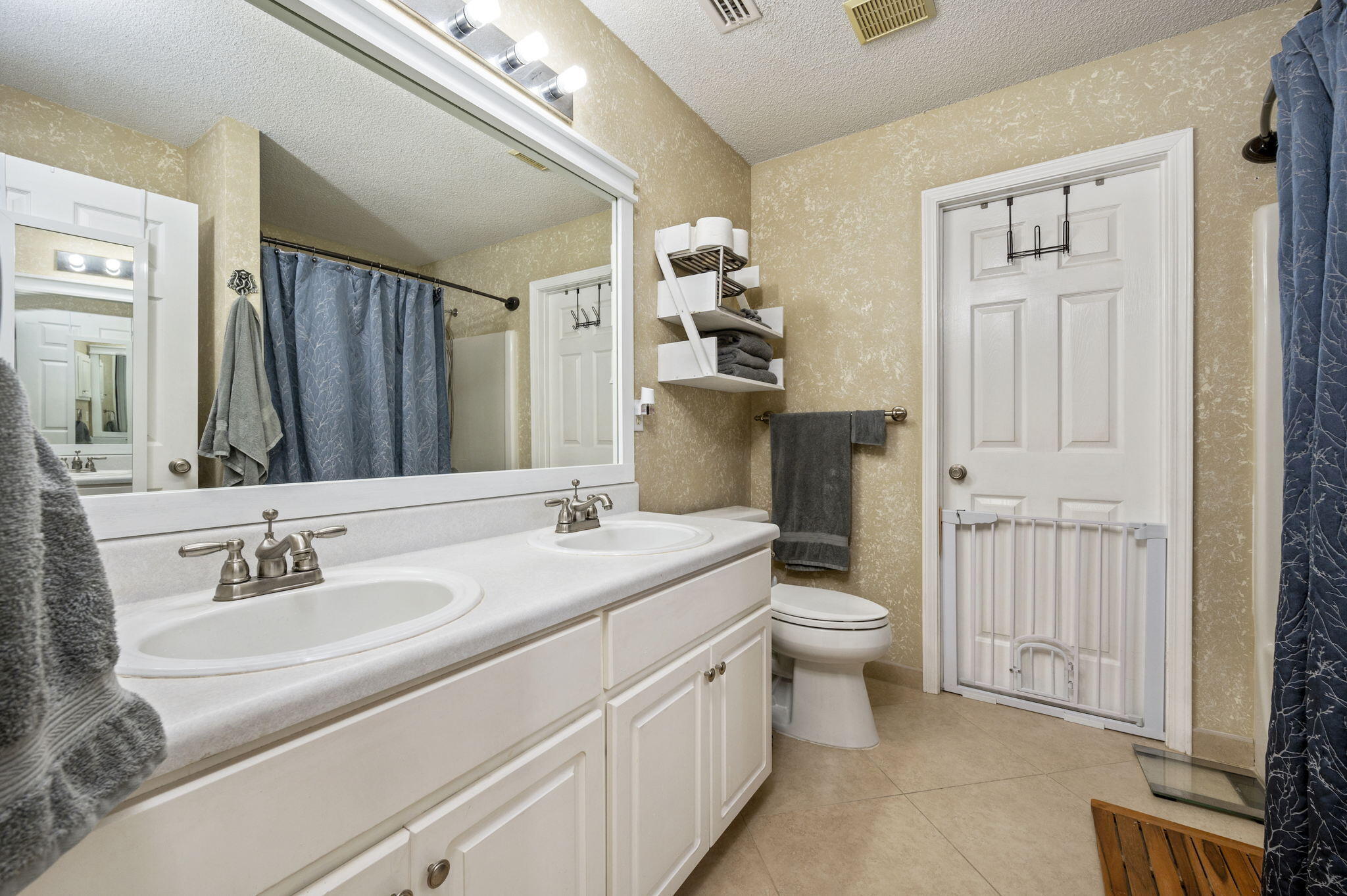 WATERFORD ESTATES S/D - Residential