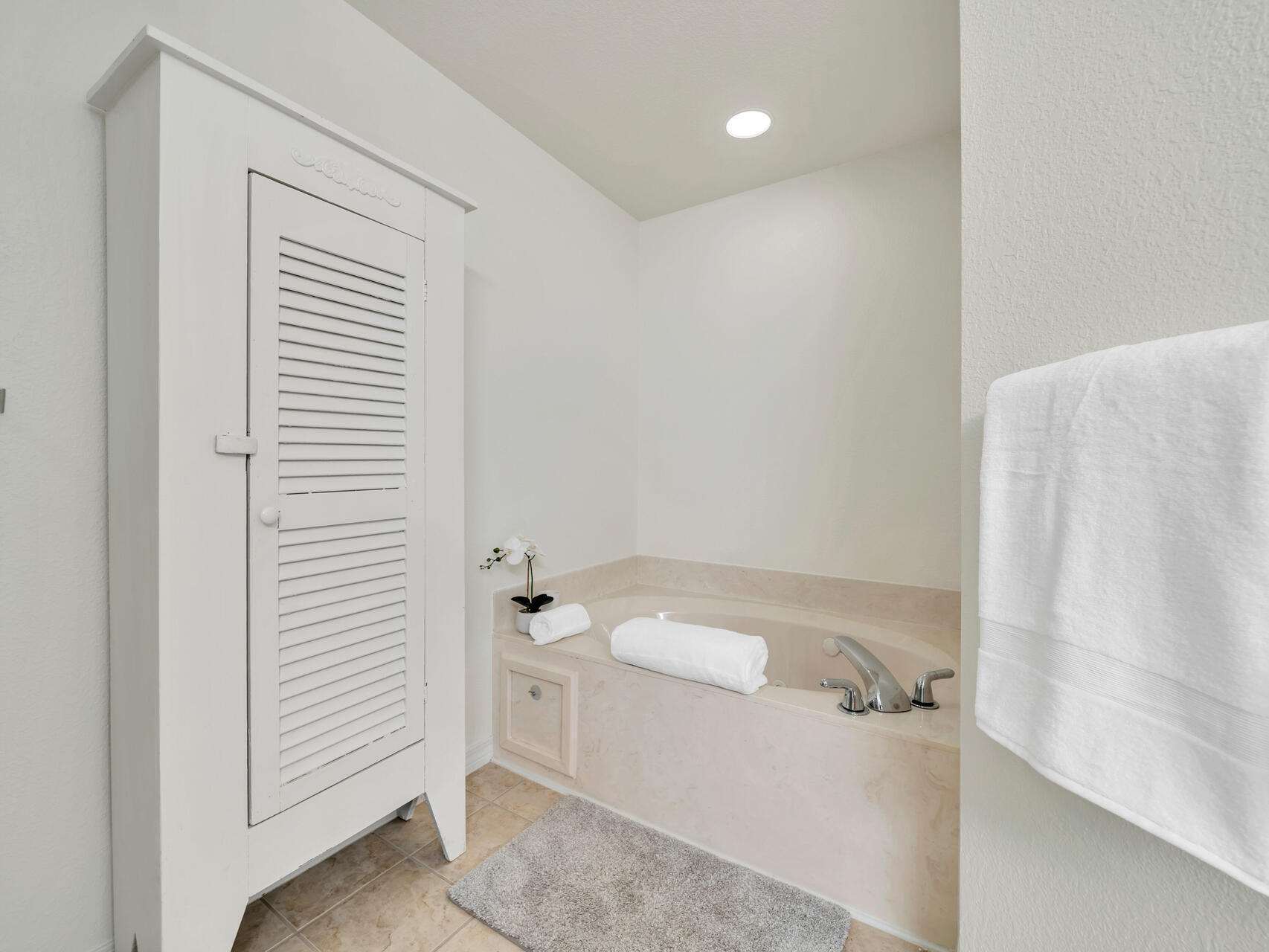 DRIFTWOOD ESTATES - Residential