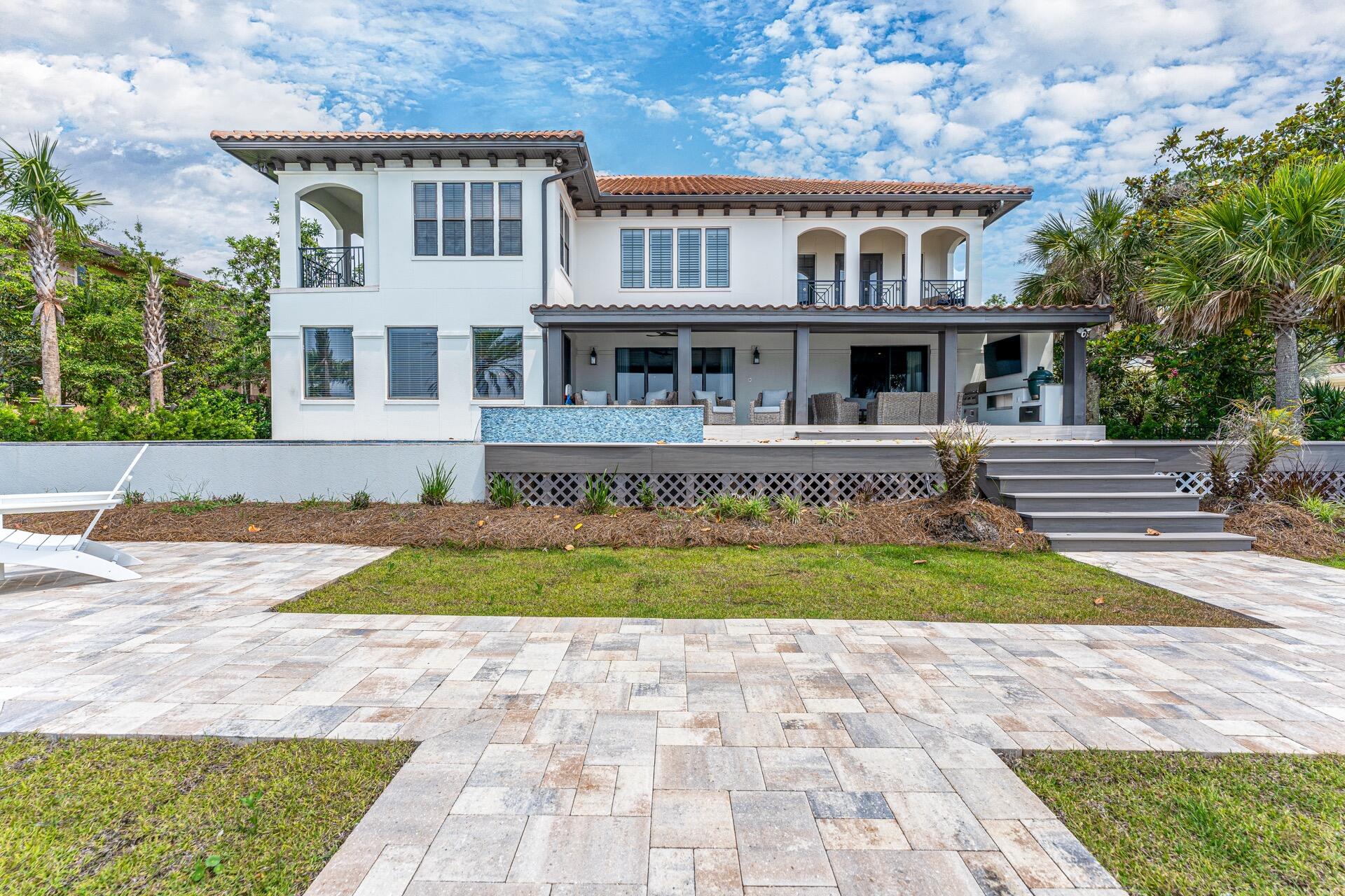 BURNT PINE - Residential