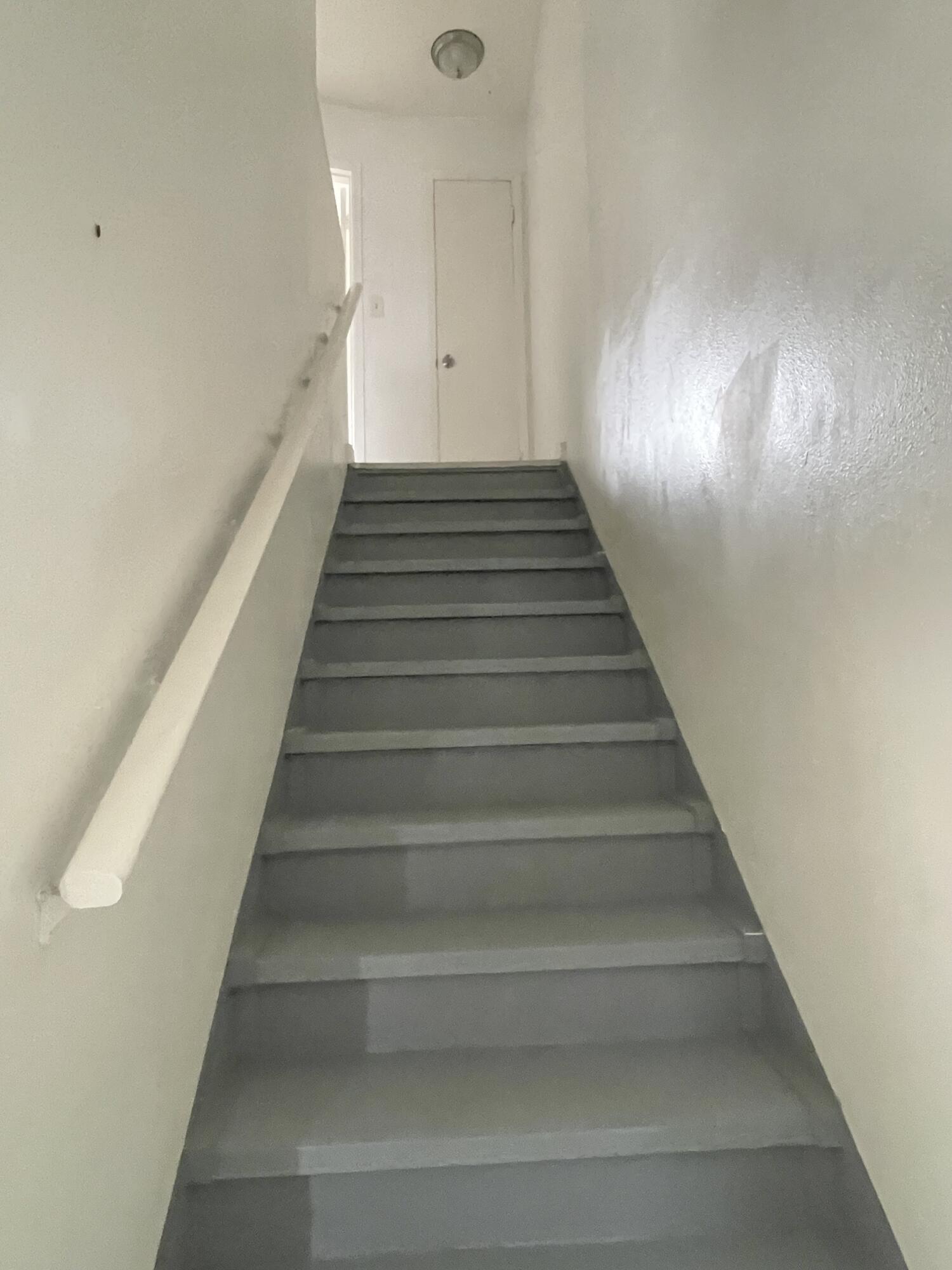 INDIAN HILLS - Residential Lease