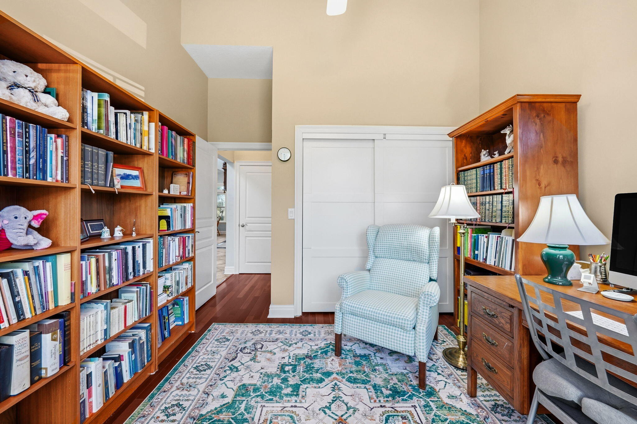 PELICAN BAY - Residential