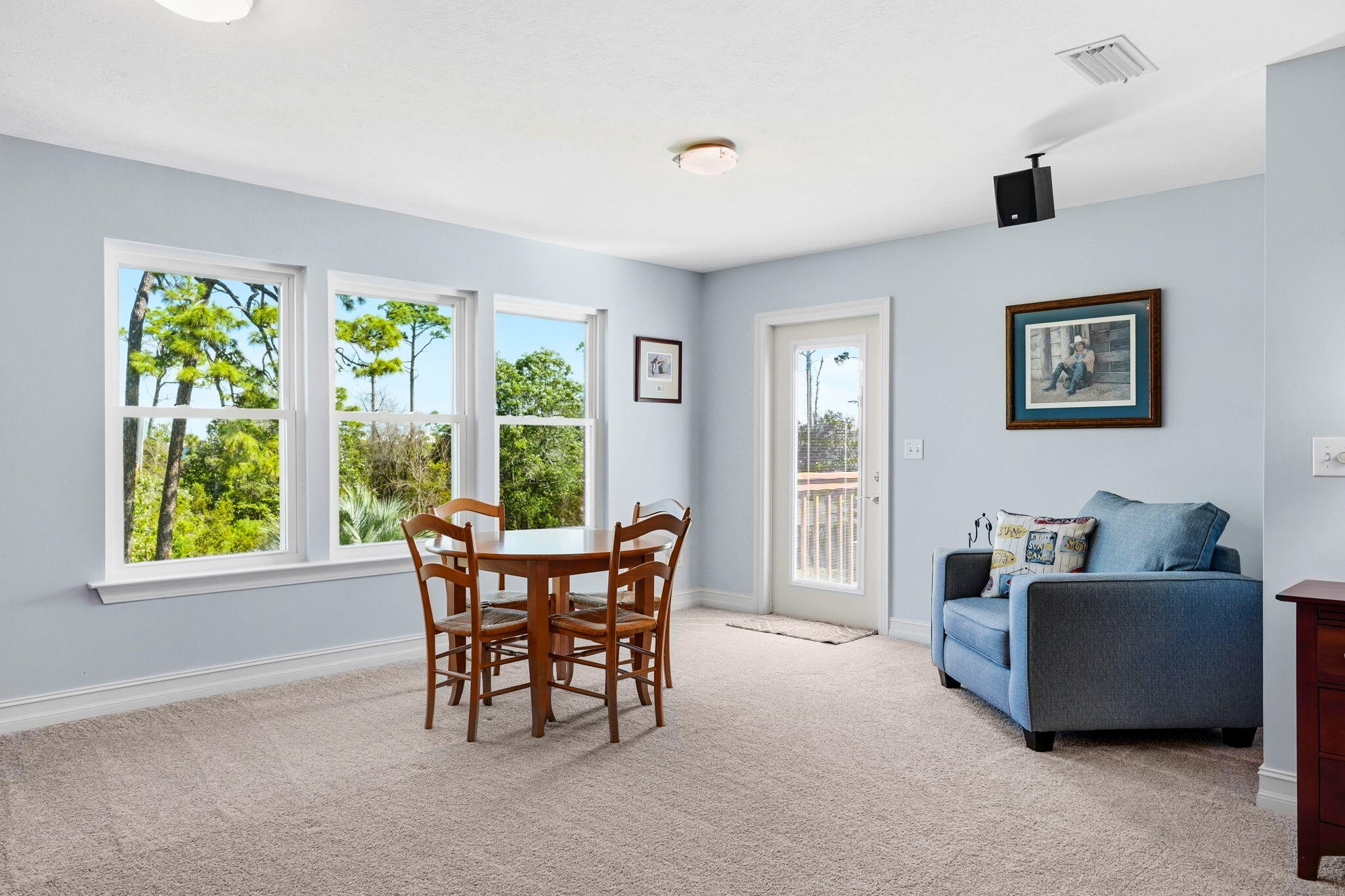 PELICAN BAY - Residential