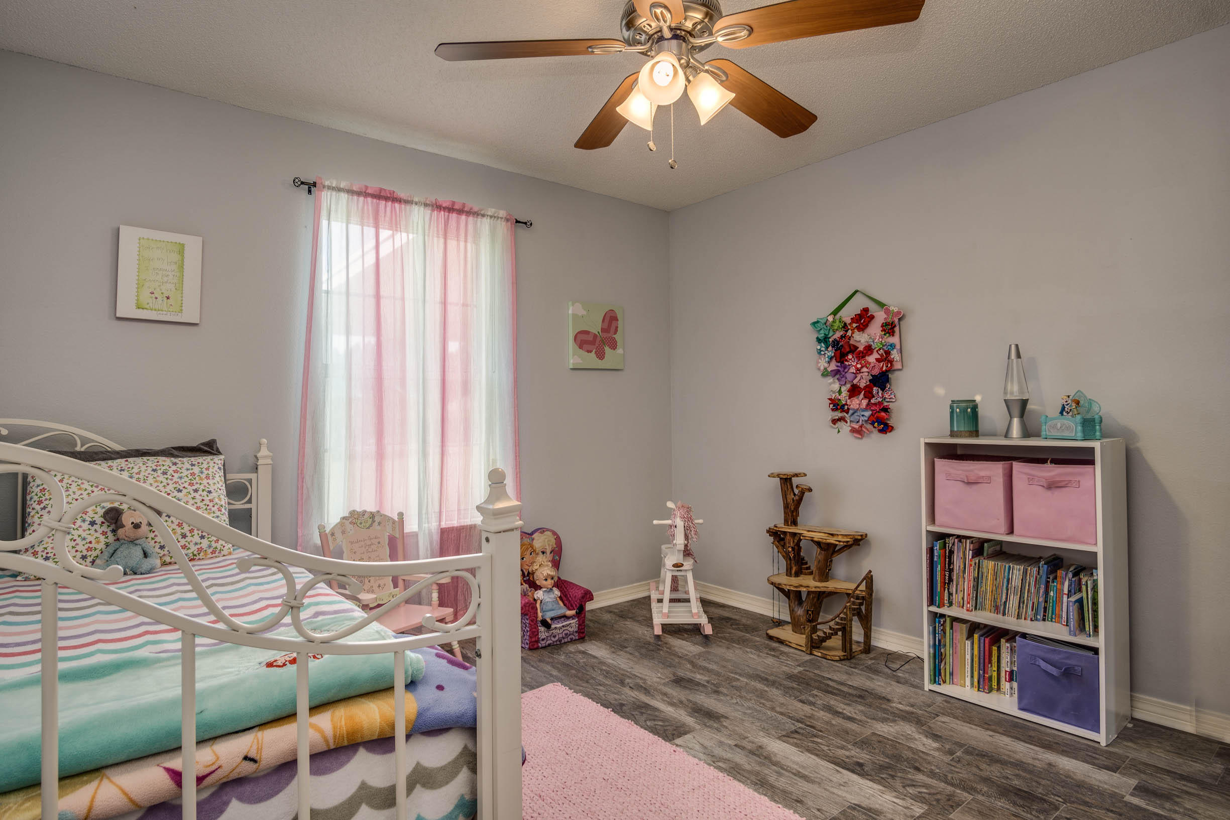 HOLLEY BY THE SEA - Residential