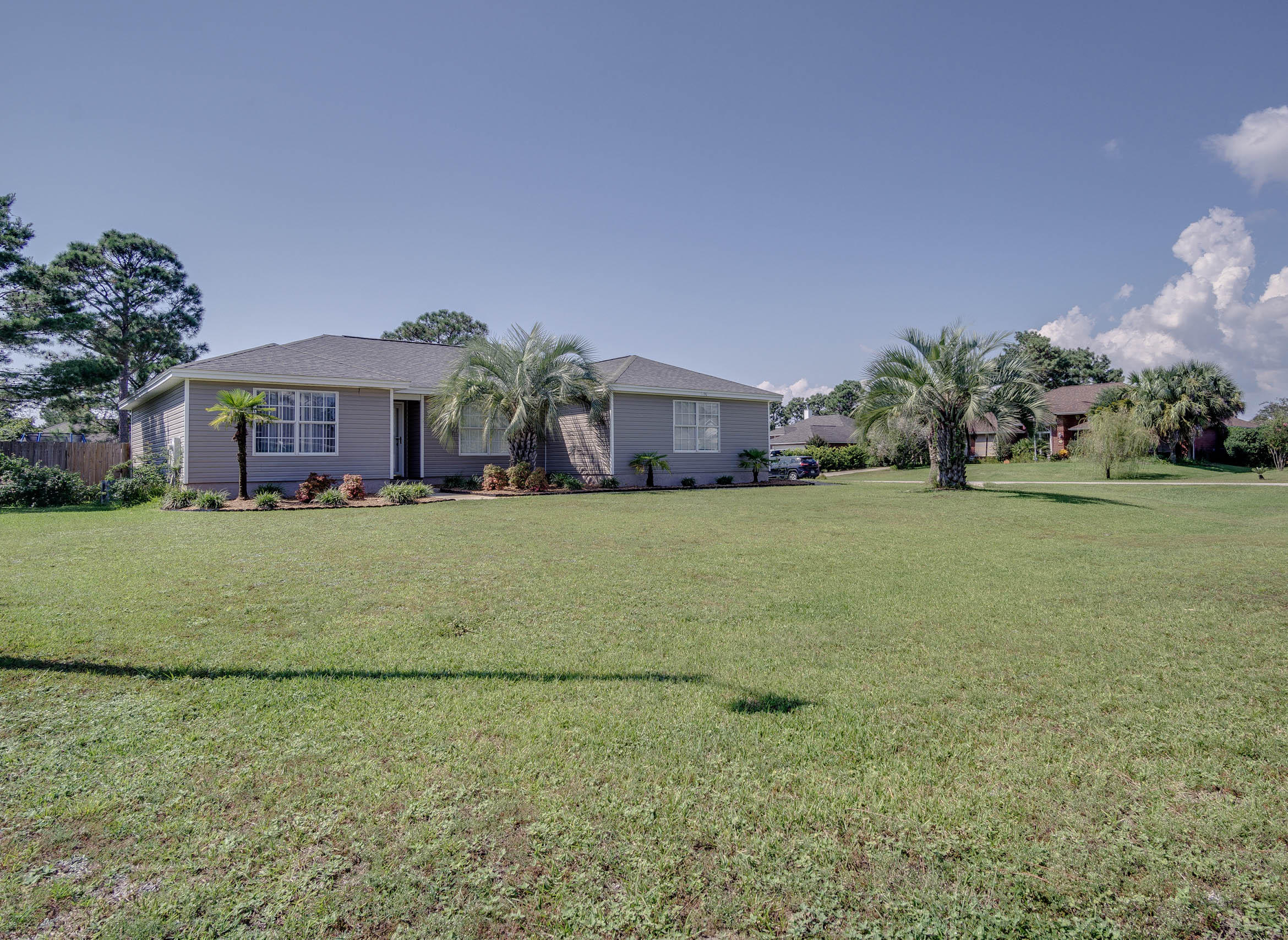 HOLLEY BY THE SEA - Residential