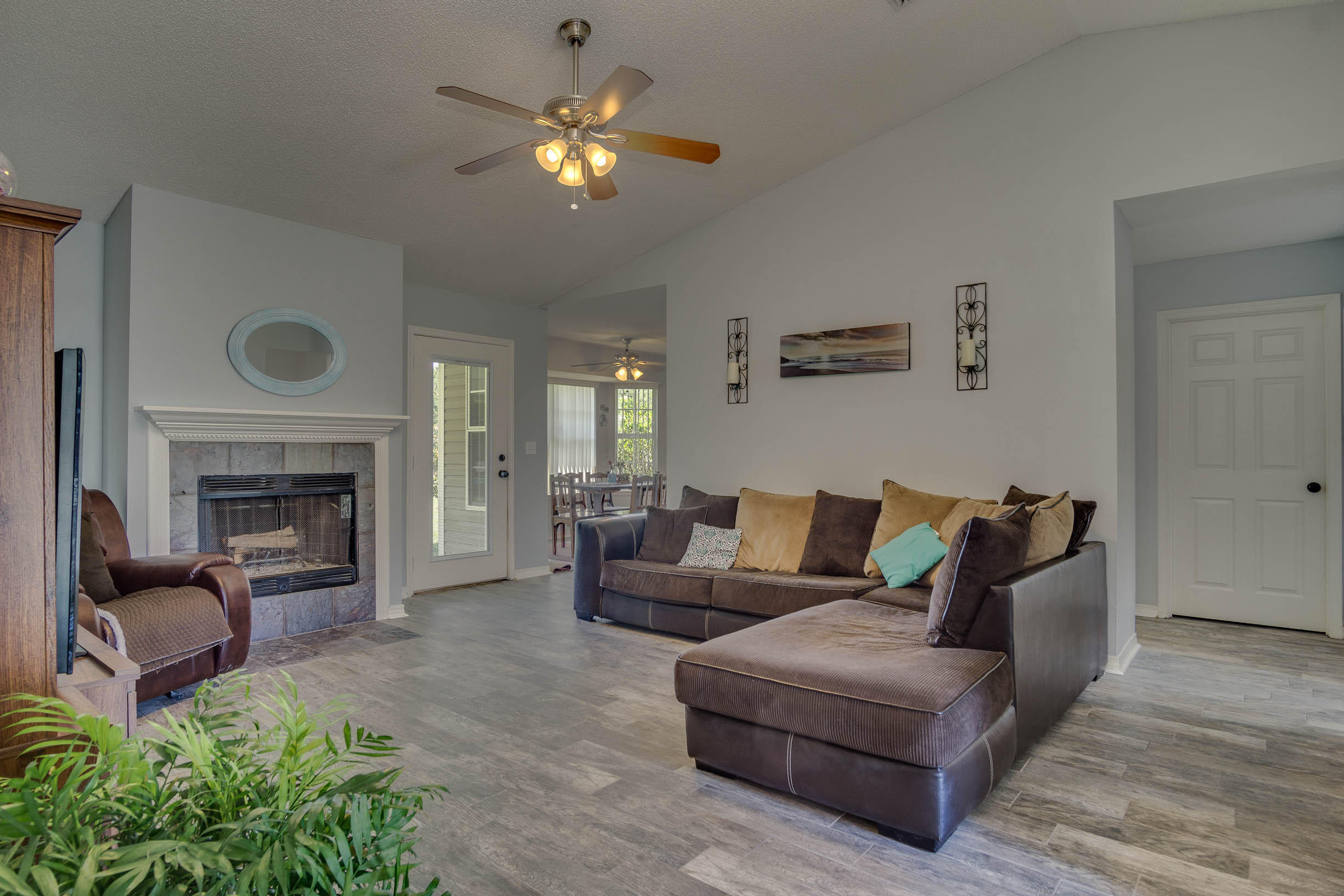 HOLLEY BY THE SEA - Residential