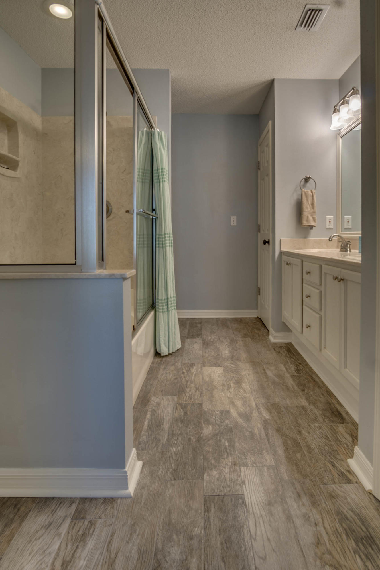 HOLLEY BY THE SEA - Residential