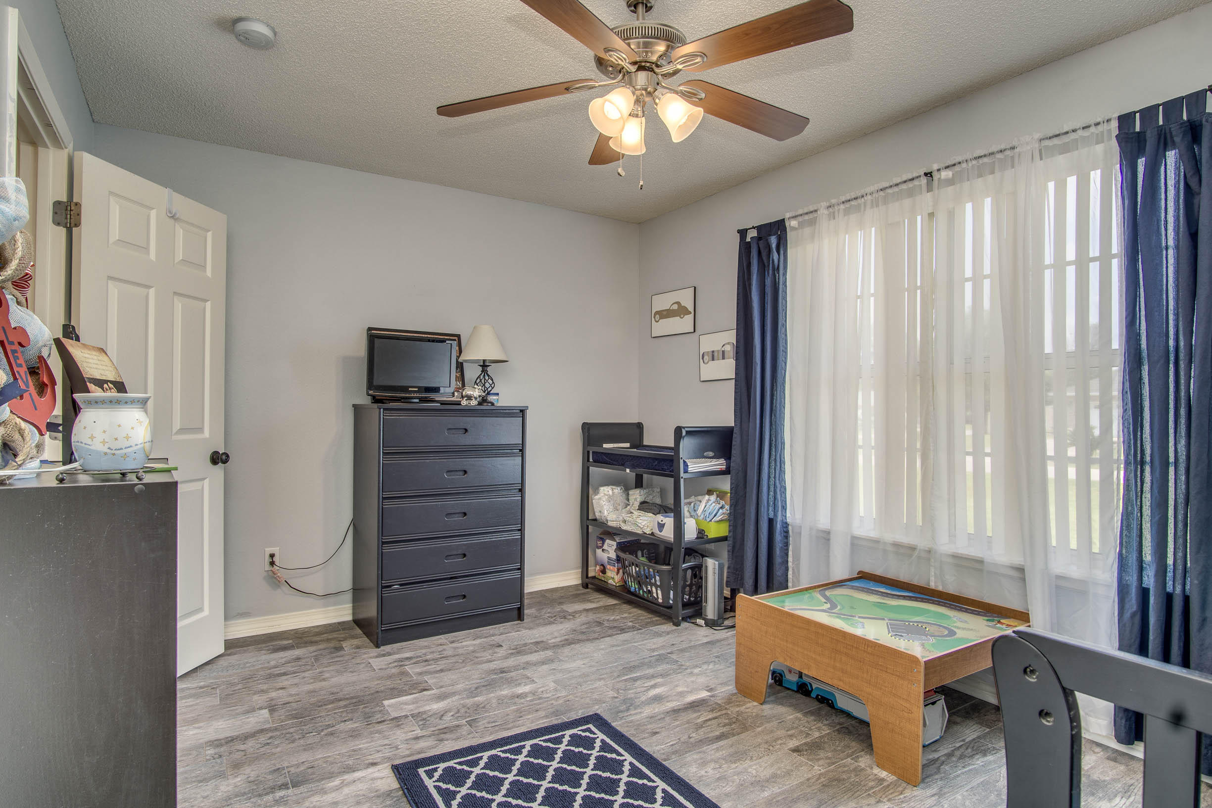 HOLLEY BY THE SEA - Residential